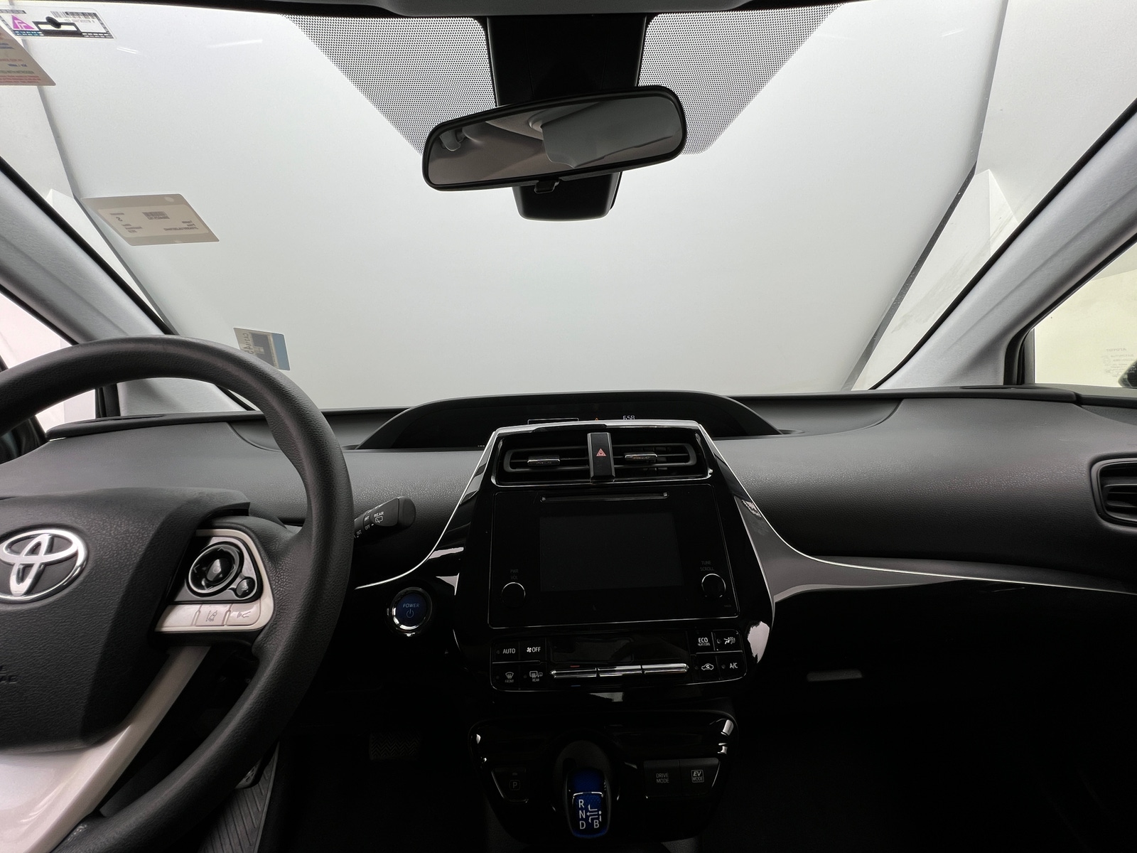 Thumbnail: 2018 Toyota Prius - 3