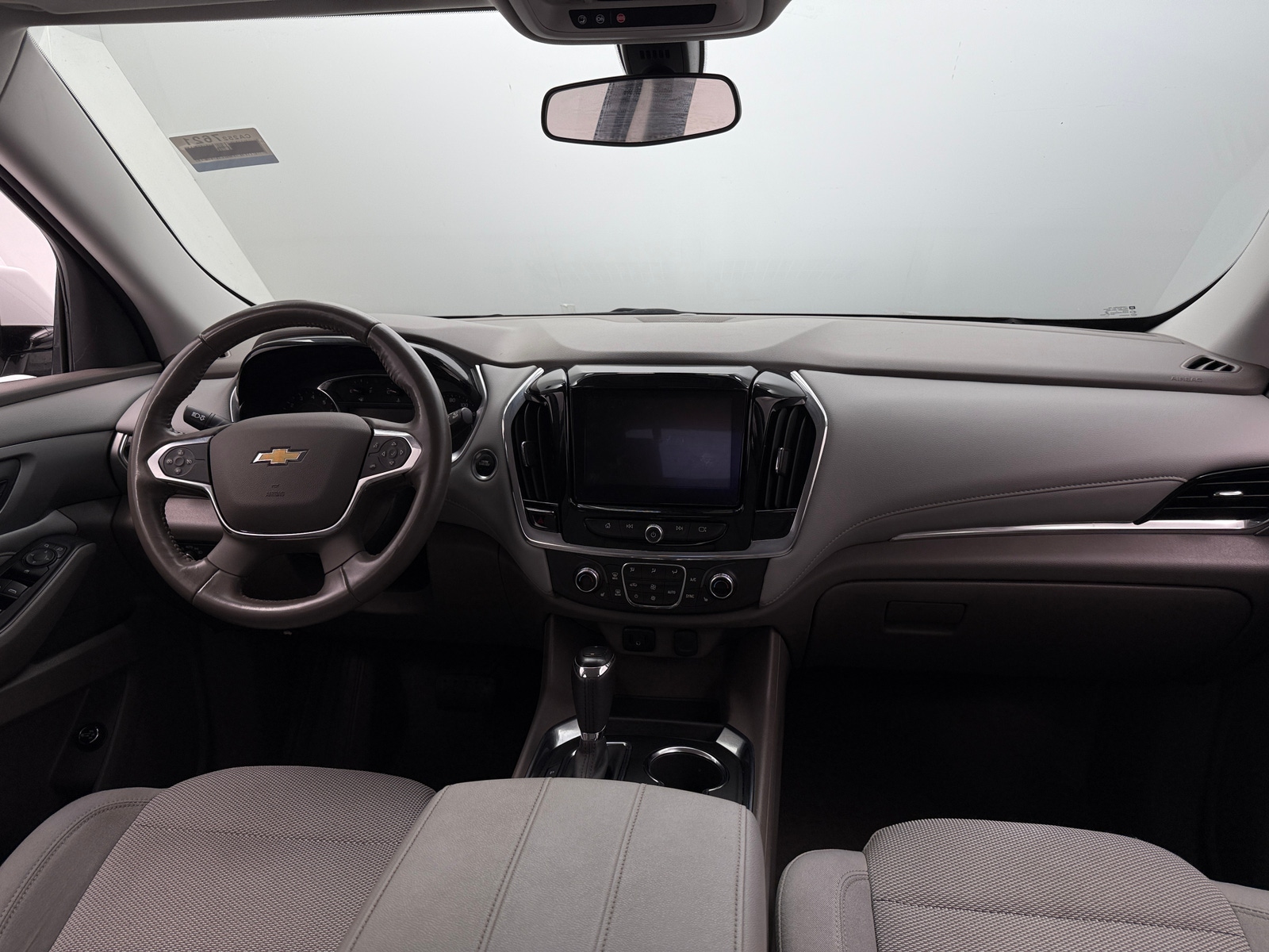 Thumbnail: 2018 Chevrolet Traverse - 3