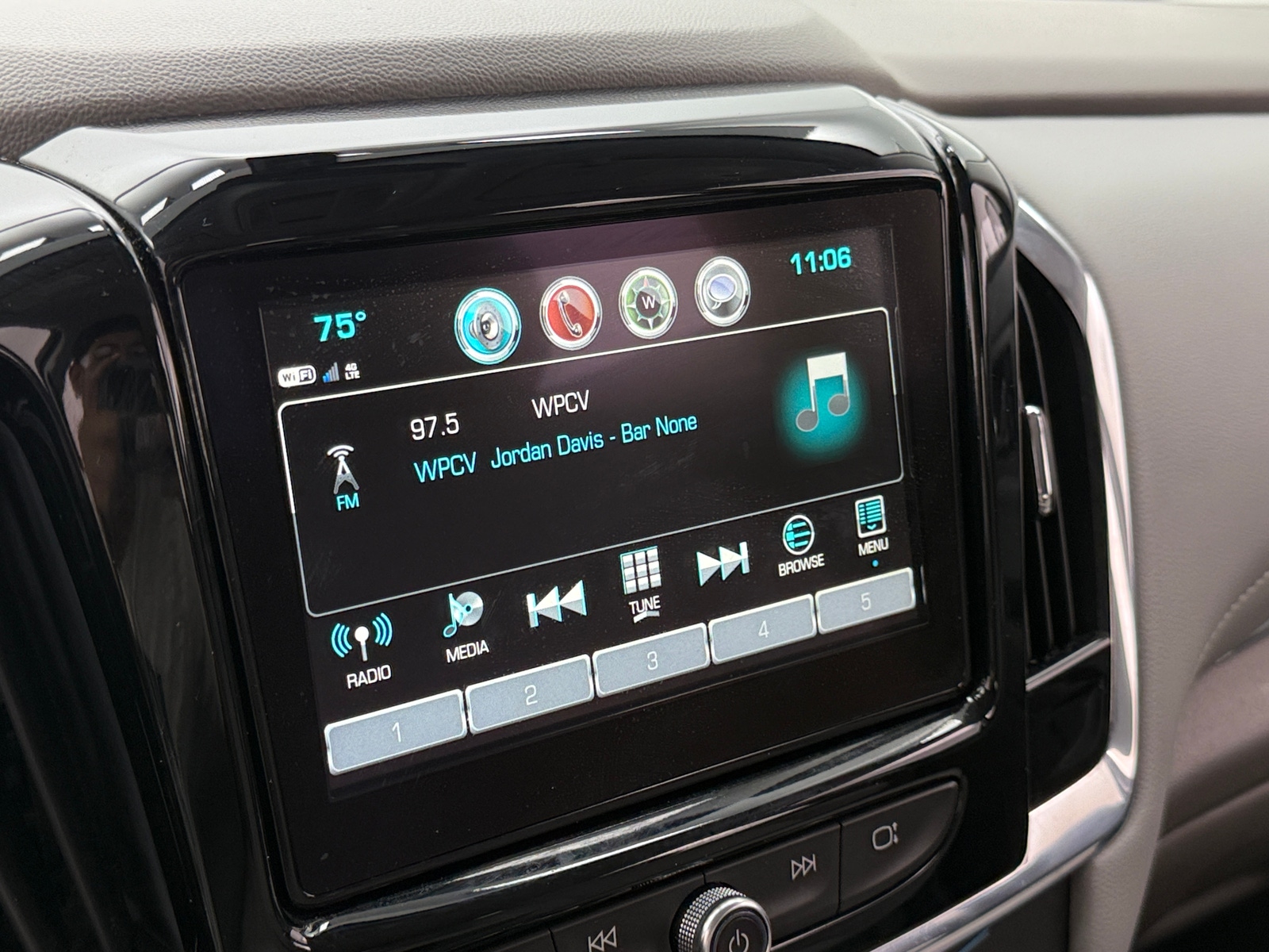 Thumbnail: 2018 Chevrolet Traverse - 4