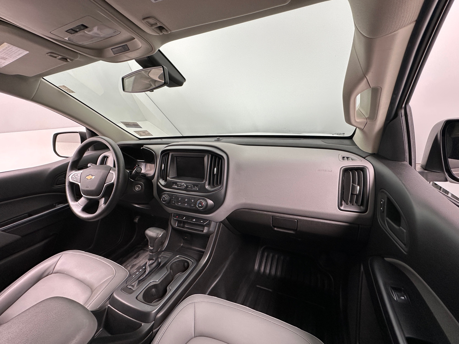 Thumbnail: 2020 Chevrolet Colorado - 3