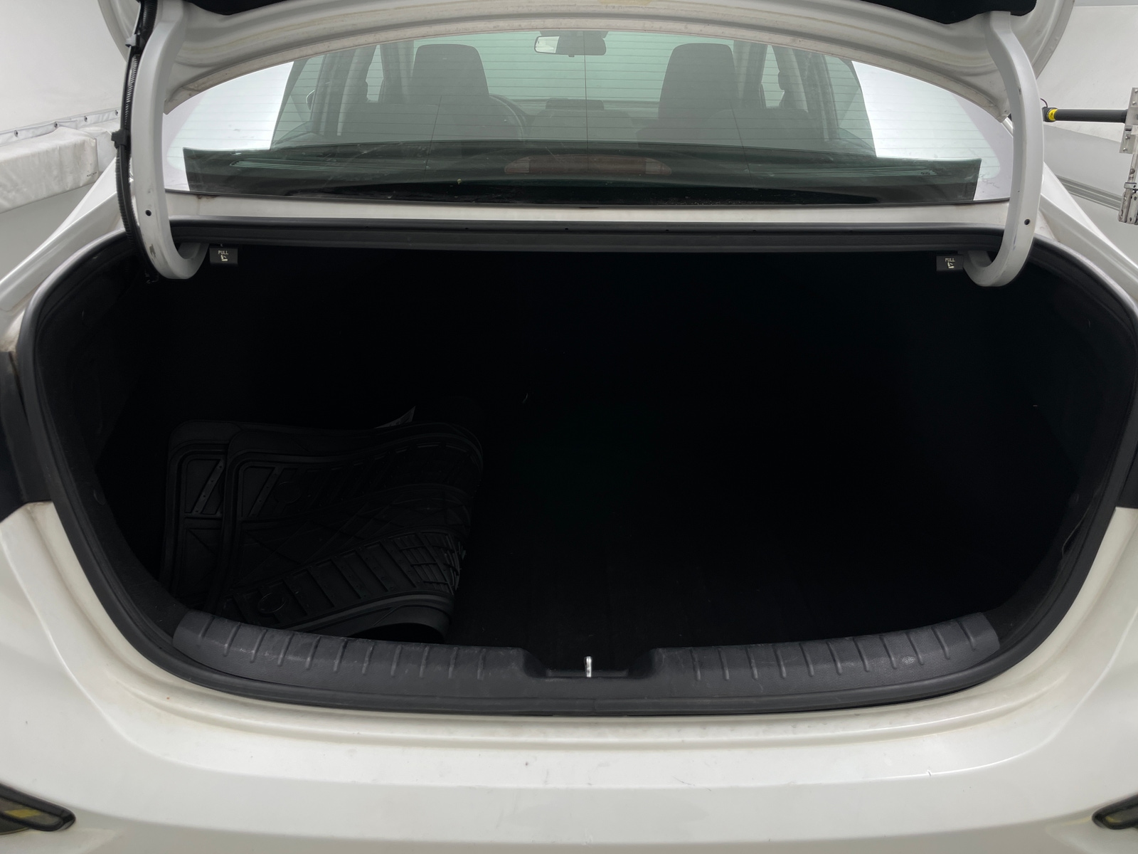 Thumbnail: 2019 Kia Forte - 7