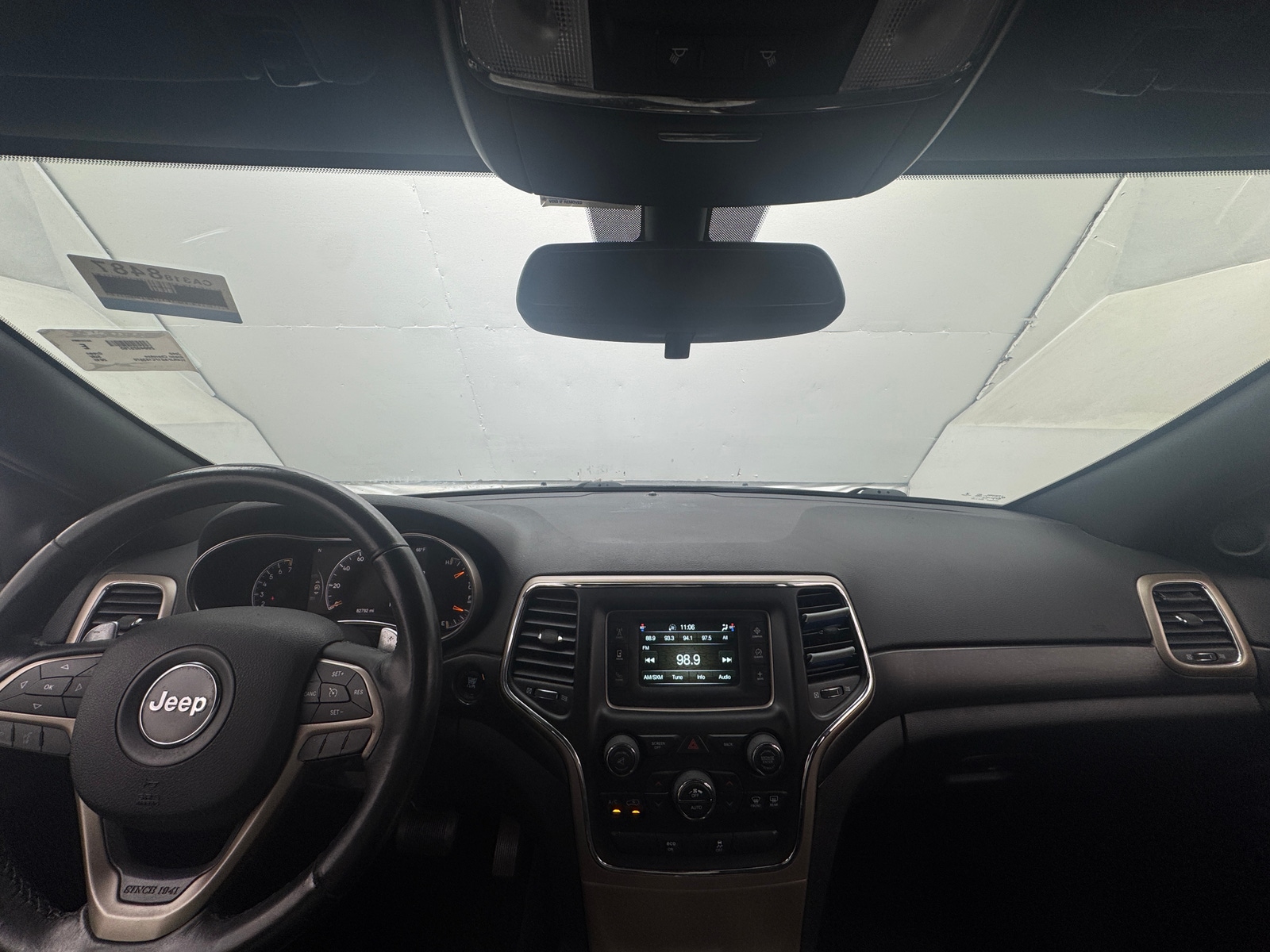 Thumbnail: 2015 Jeep Grand Cherokee - 3