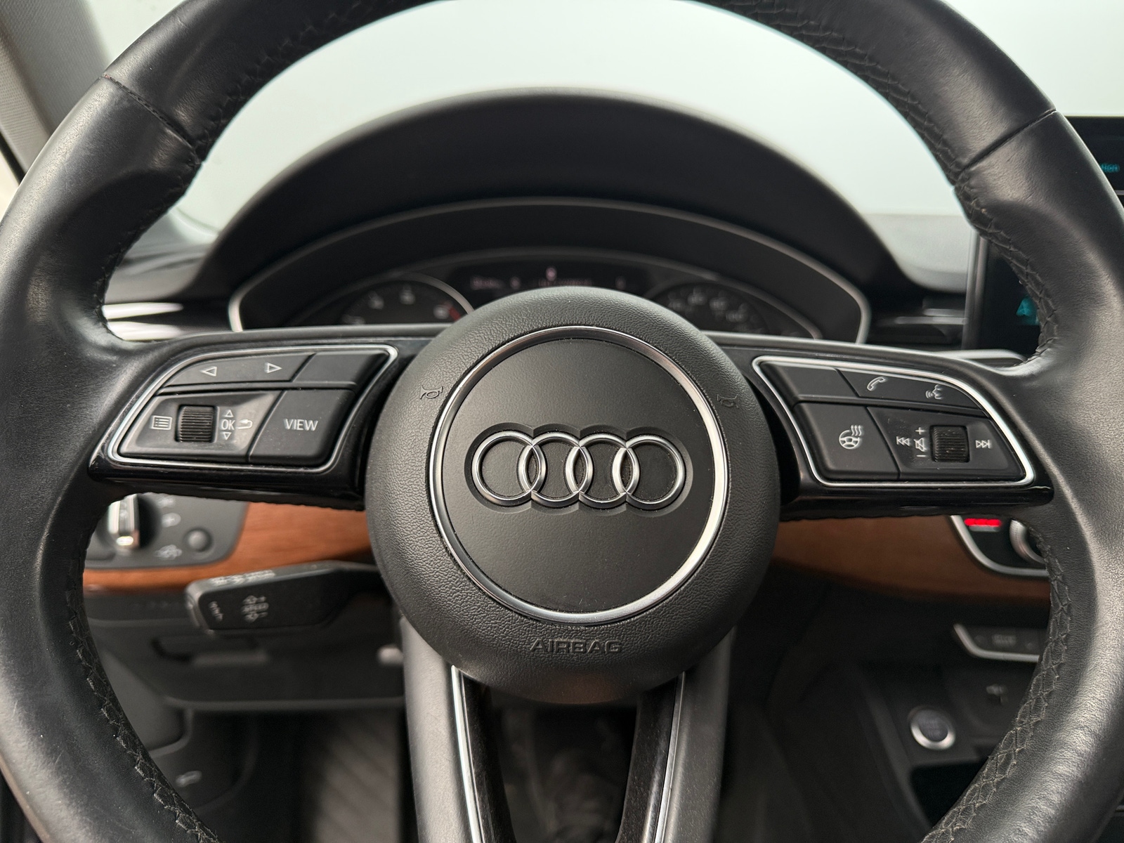 Thumbnail: 2021 Audi A4 - 4