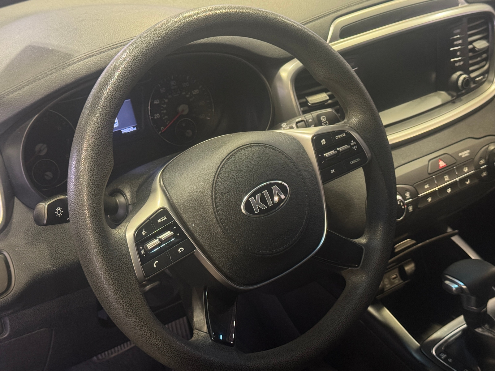 Thumbnail: 2019 Kia Sorento - 5