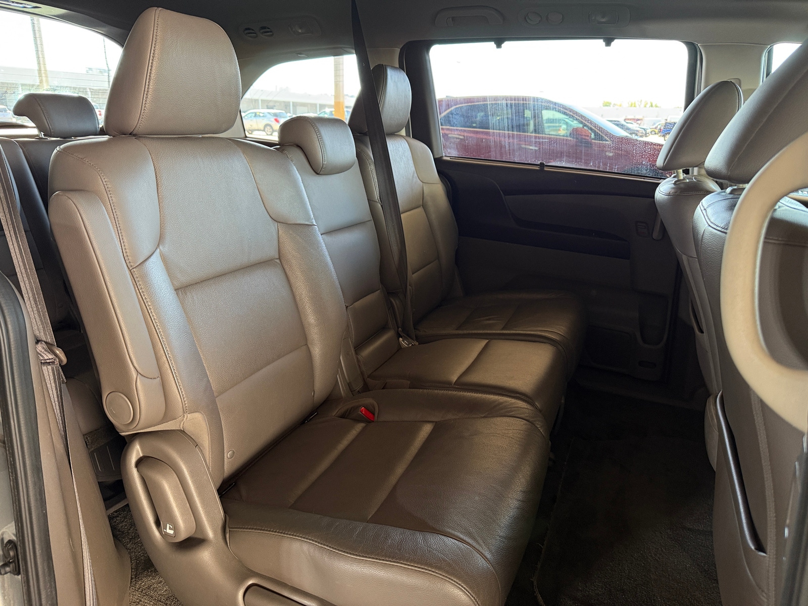 Thumbnail: 2012 Honda Odyssey - 5