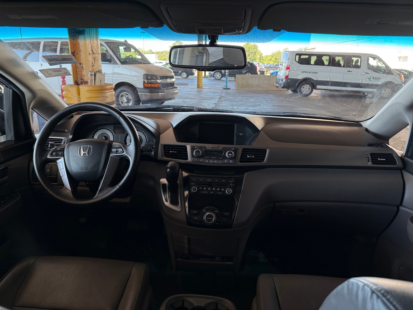 Thumbnail: 2012 Honda Odyssey - 2