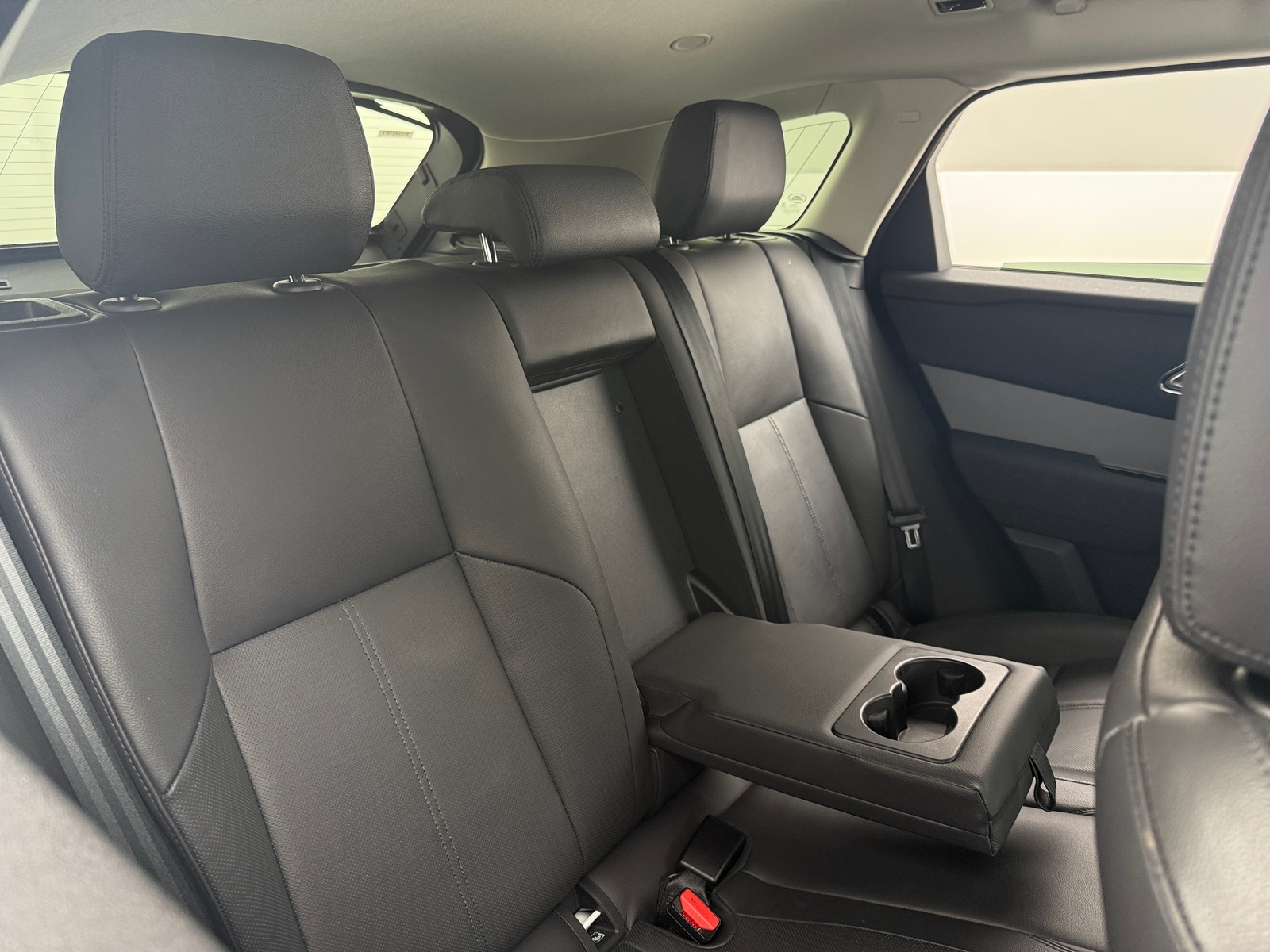 Thumbnail: 2024 Land Rover Range Rover Velar - 5