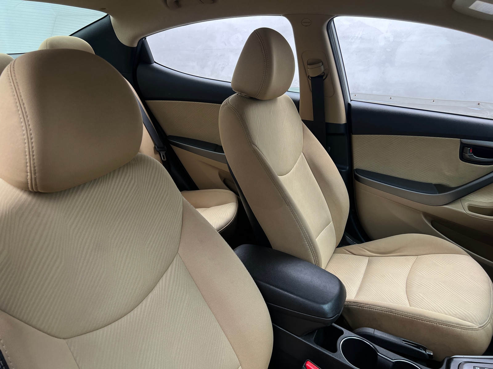 Thumbnail: 2013 Hyundai Elantra - 2