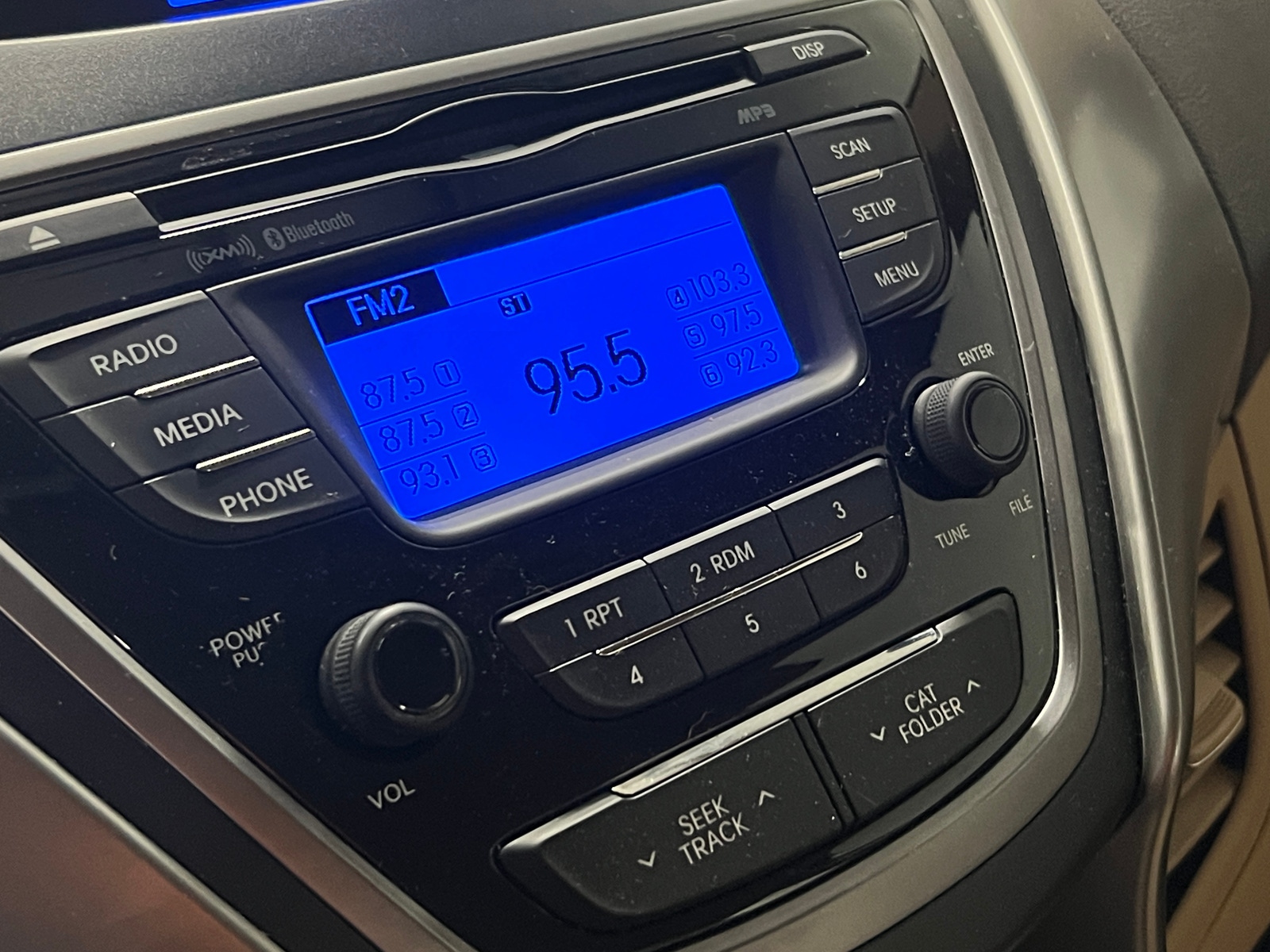 Thumbnail: 2013 Hyundai Elantra - 4