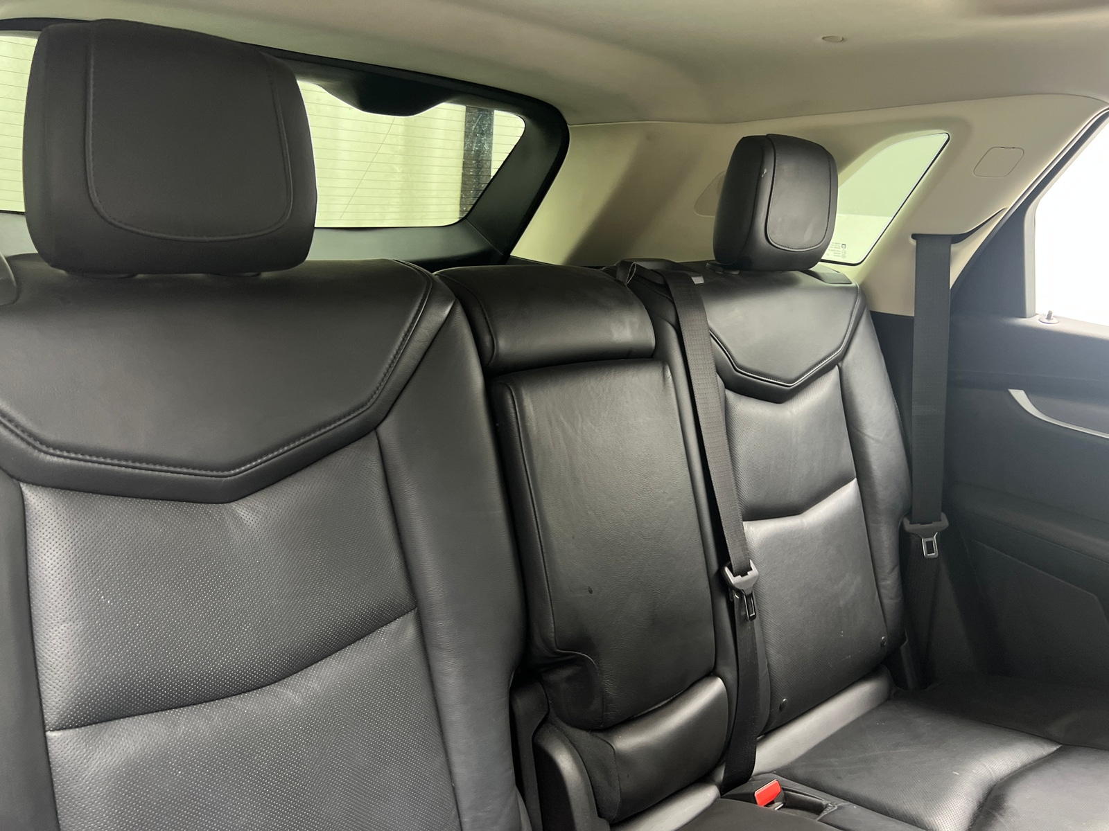 Thumbnail: 2017 Cadillac XT5 - 5