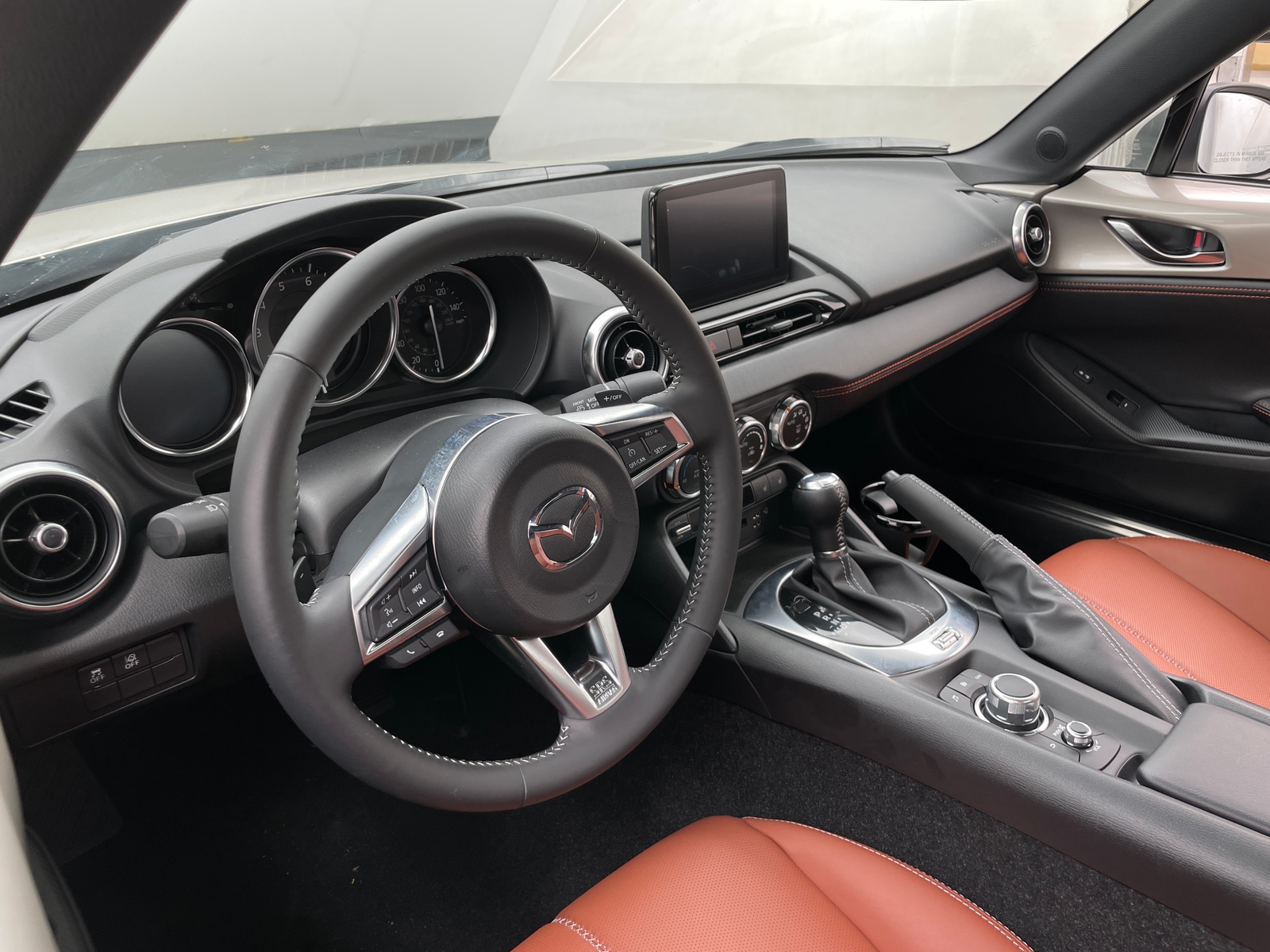 Thumbnail: 2023 Mazda MX-5 Miata - 2