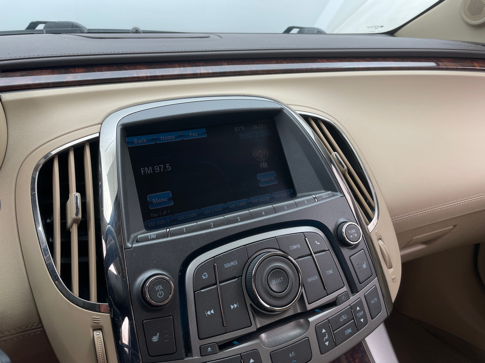 Thumbnail: 2013 Buick LaCrosse - 3
