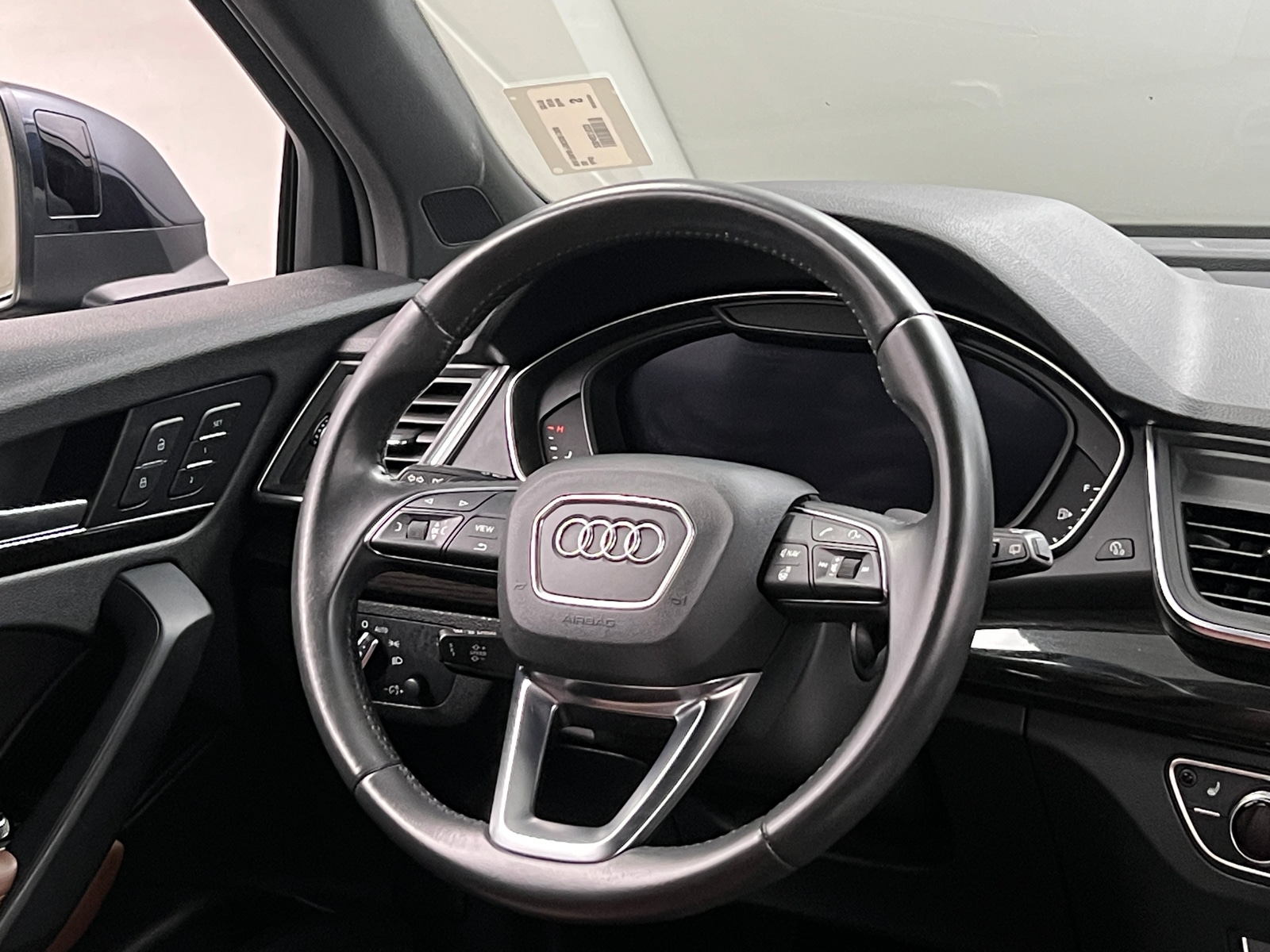 Thumbnail: 2019 Audi Q5 - 4