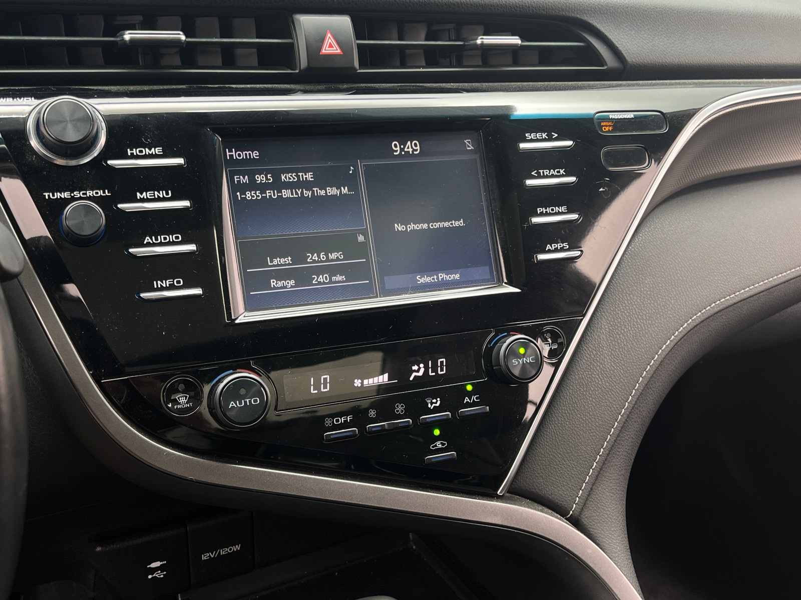 Thumbnail: 2018 Toyota Camry - 3
