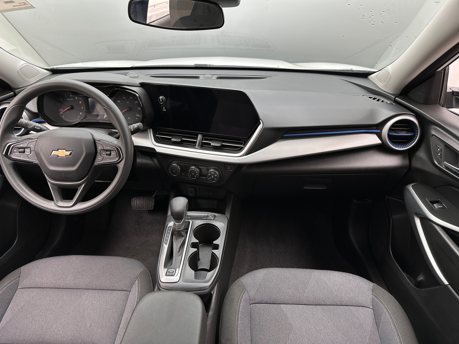 Thumbnail: 2025 Chevrolet Trax - 3