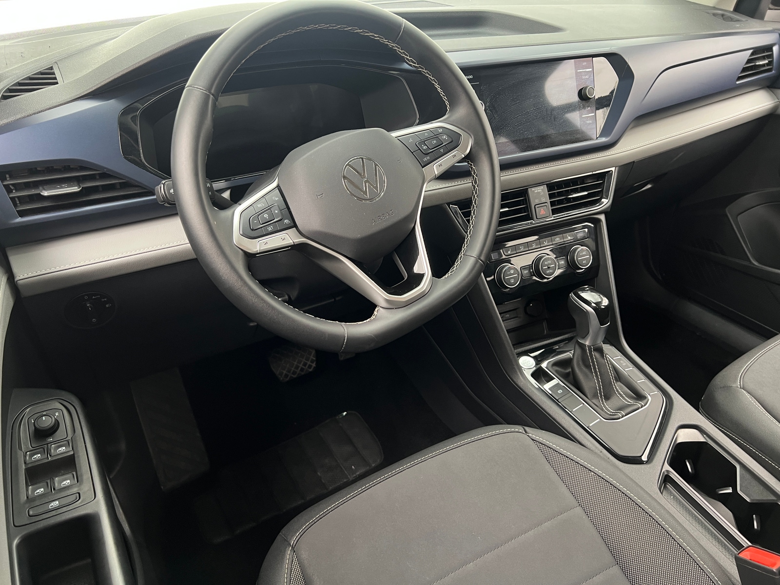 Thumbnail: 2024 Volkswagen Taos - 2