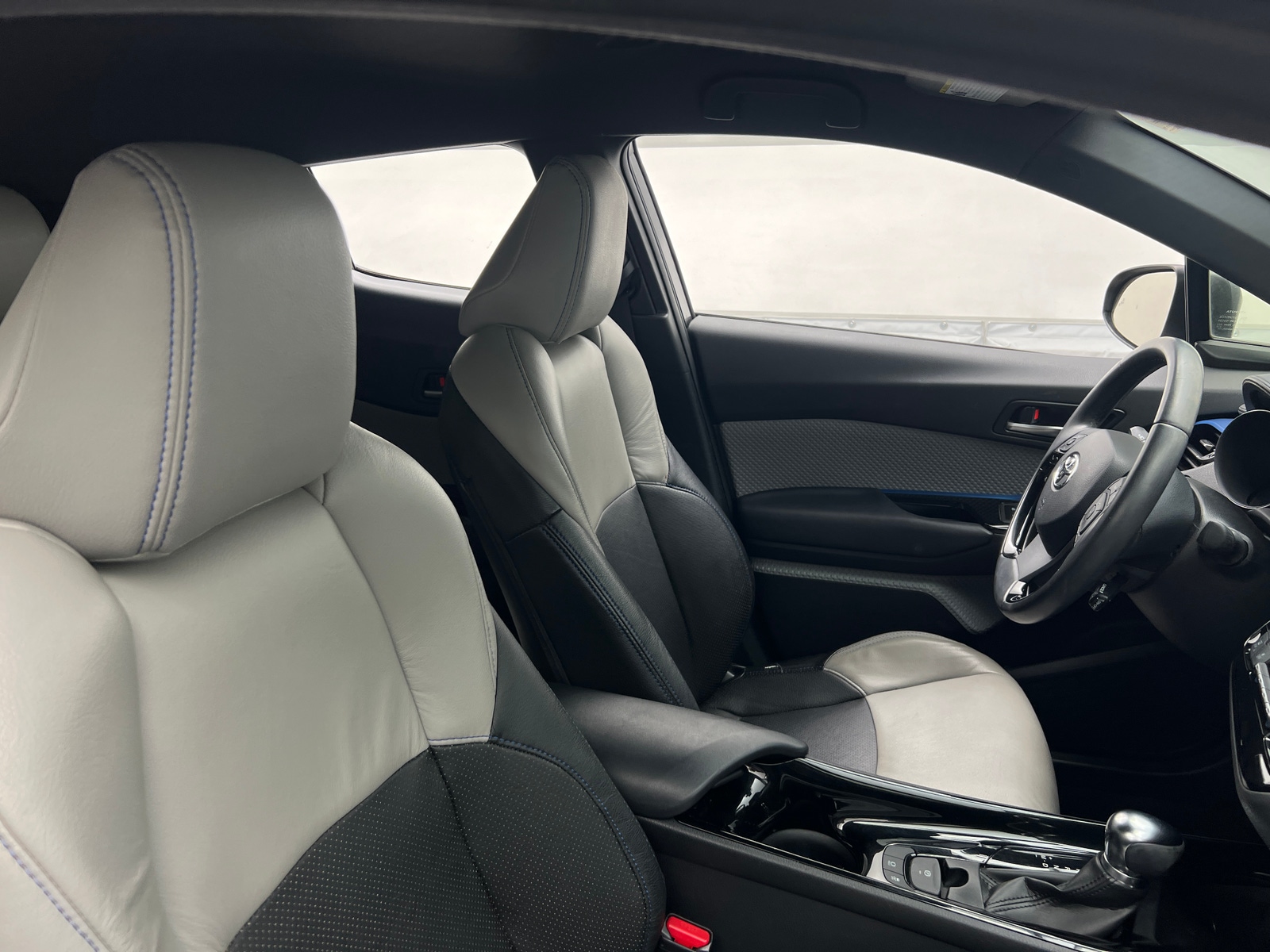 Thumbnail: 2019 Toyota C-HR - 2