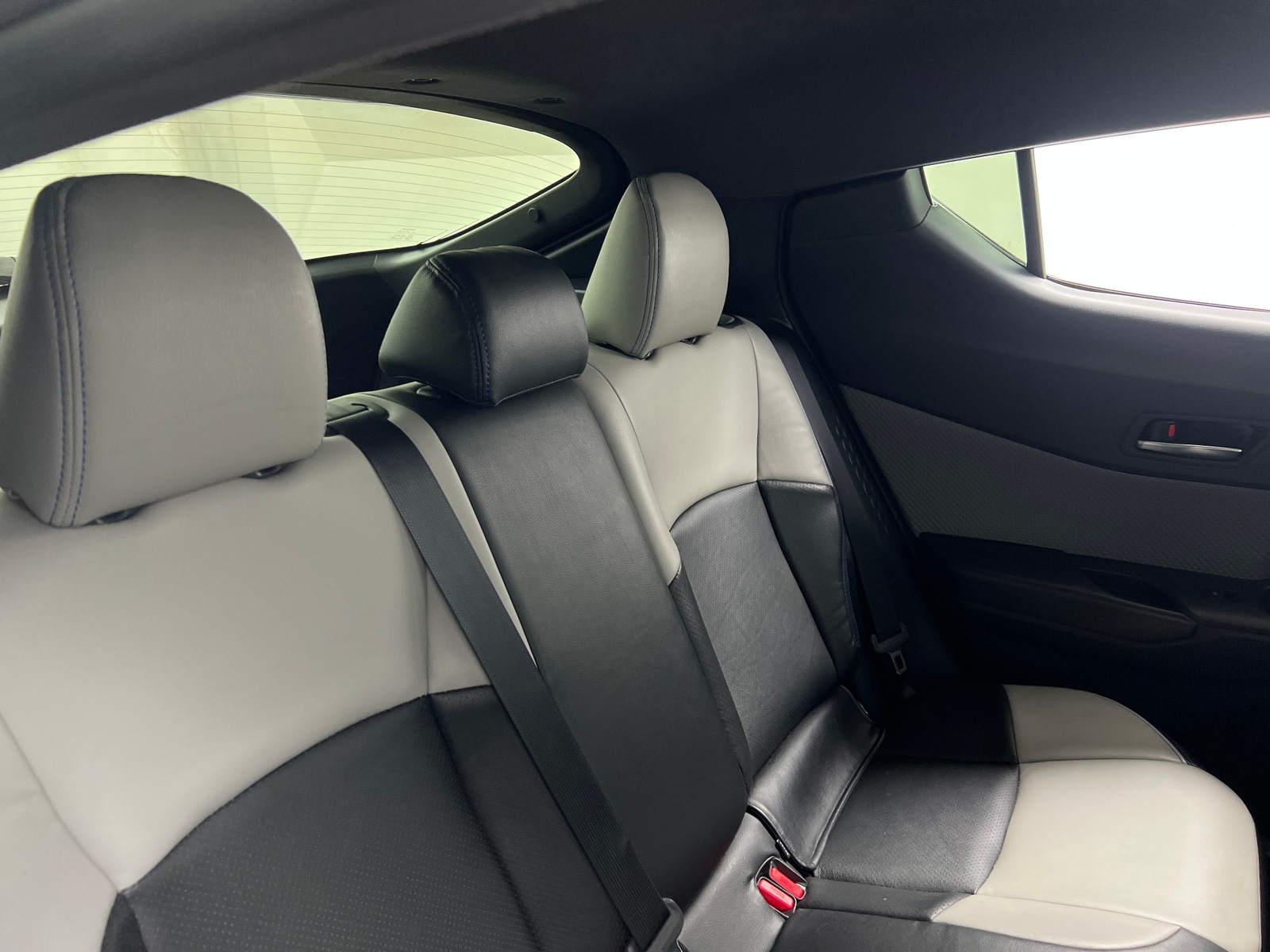 Thumbnail: 2019 Toyota C-HR - 6