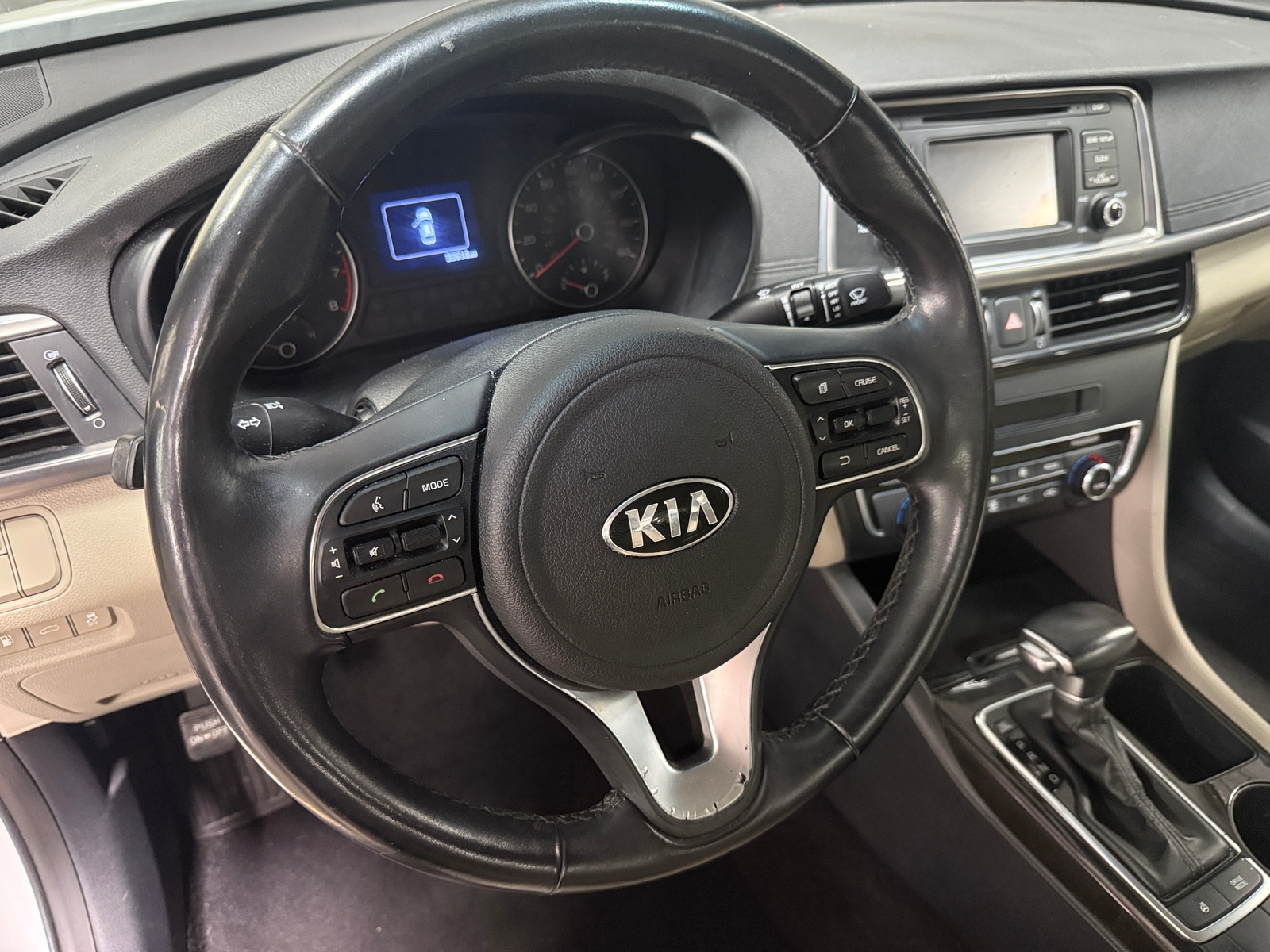 Thumbnail: 2016 Kia Optima - 4
