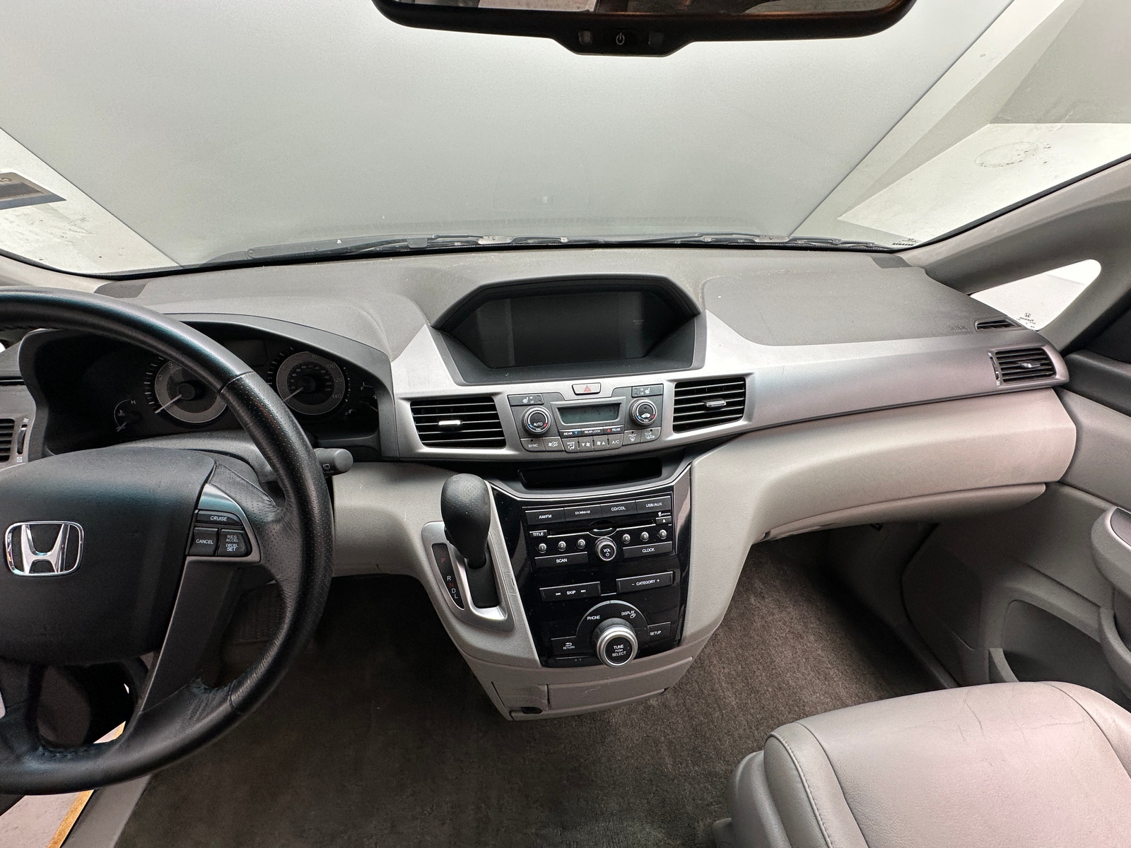 Thumbnail: 2012 Honda Odyssey - 2
