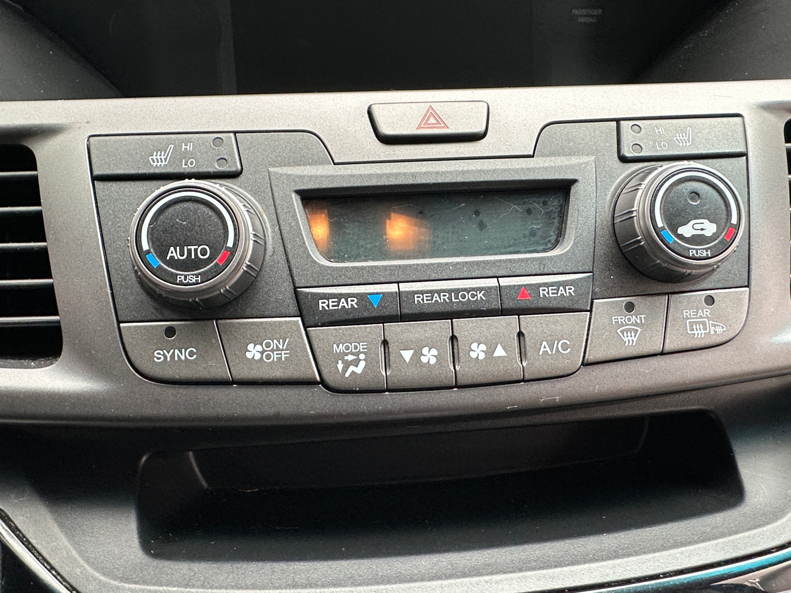 Thumbnail: 2012 Honda Odyssey - 3