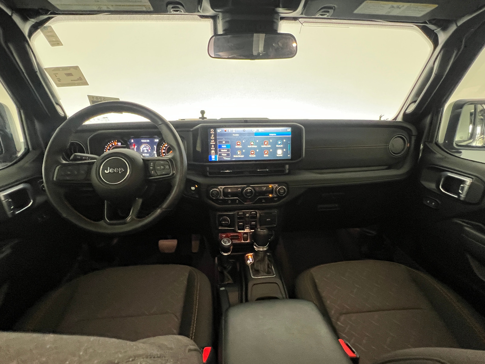 Thumbnail: 2025 Jeep Gladiator - 3