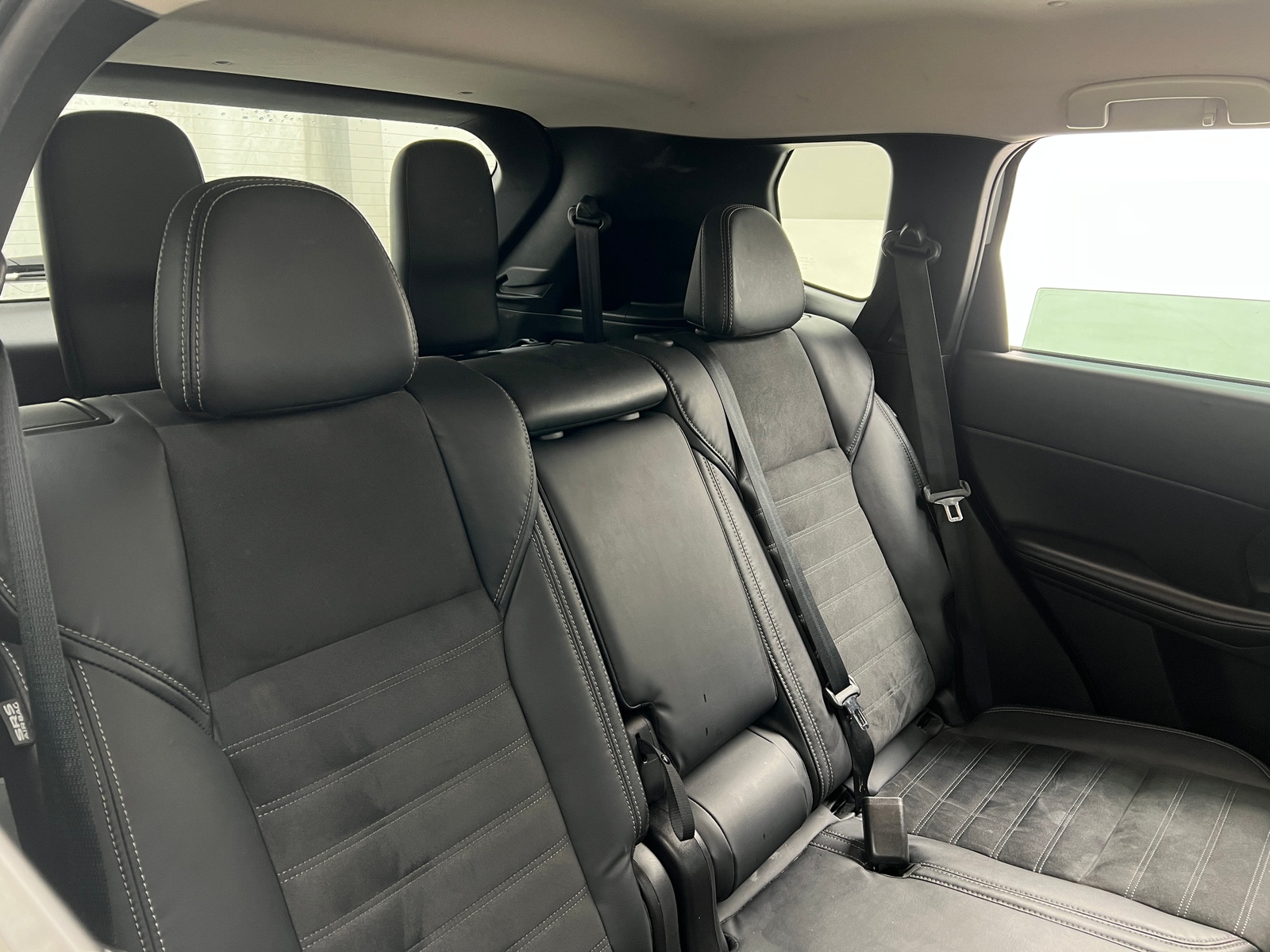 Thumbnail: 2023 Mitsubishi Outlander - 5