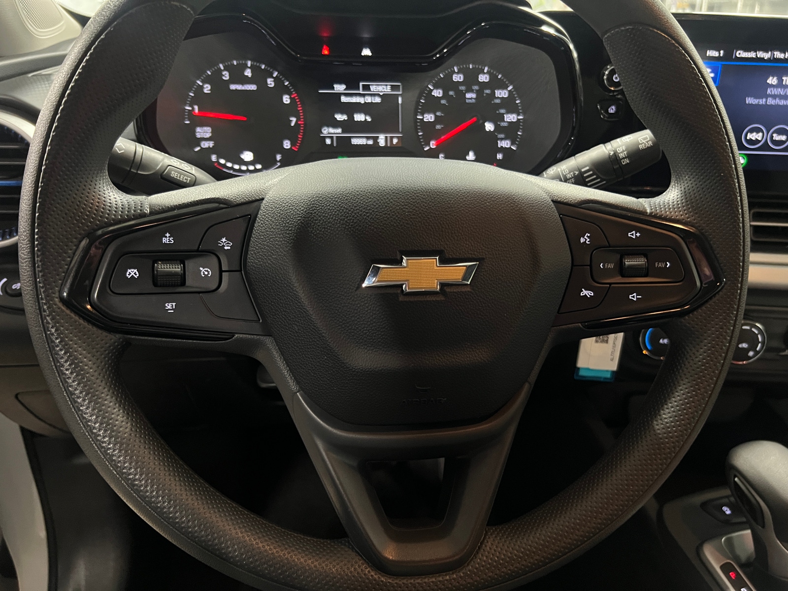 Thumbnail: 2025 Chevrolet Trax - 5
