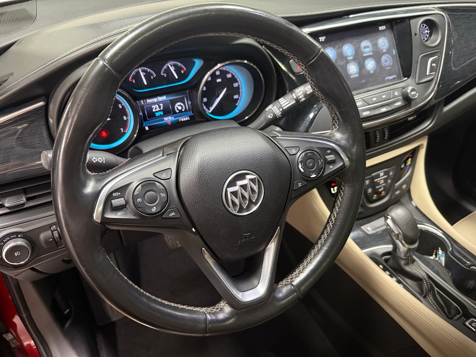 Thumbnail: 2017 Buick Envision - 4