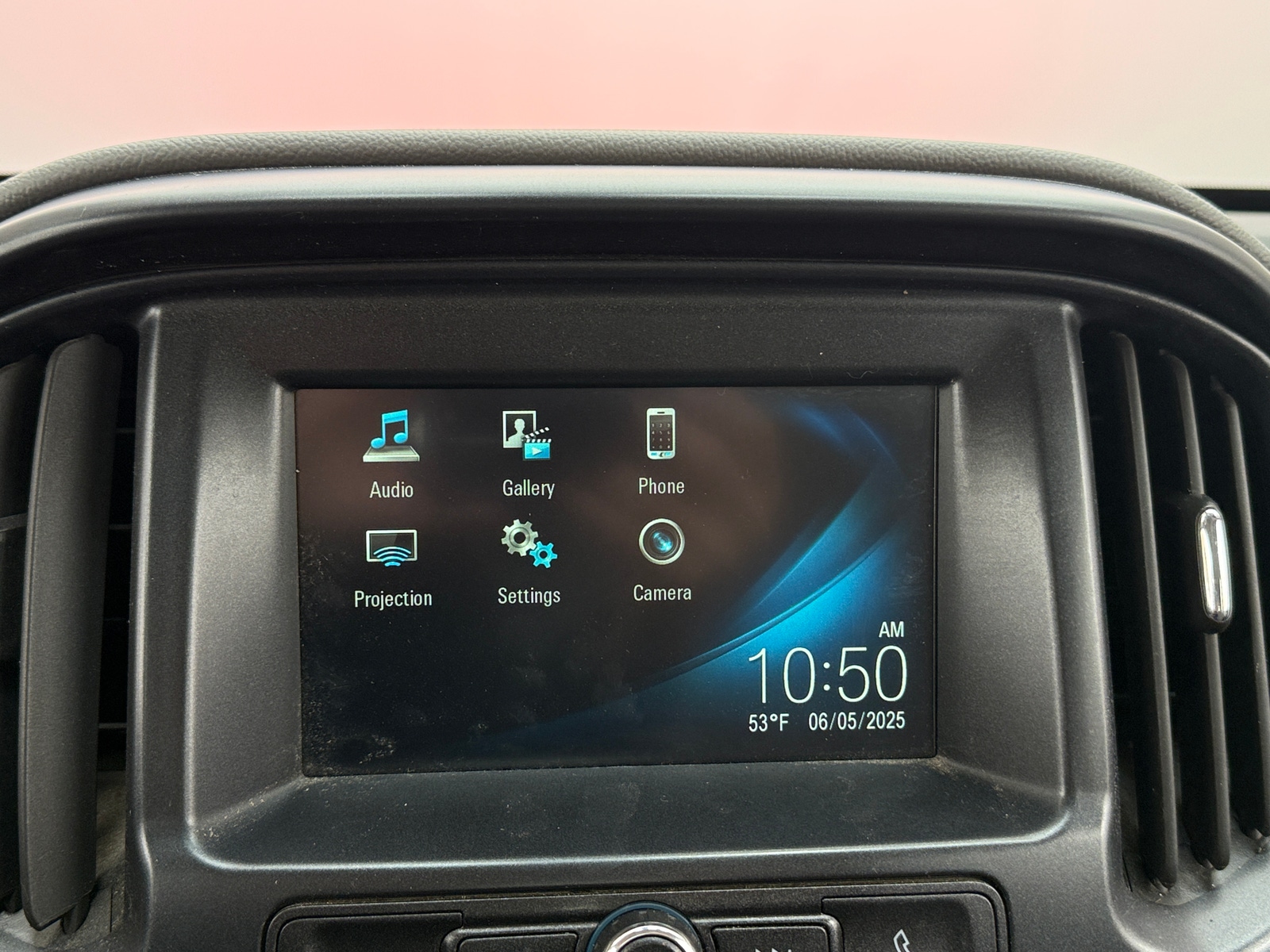 Thumbnail: 2018 Chevrolet Colorado - 4