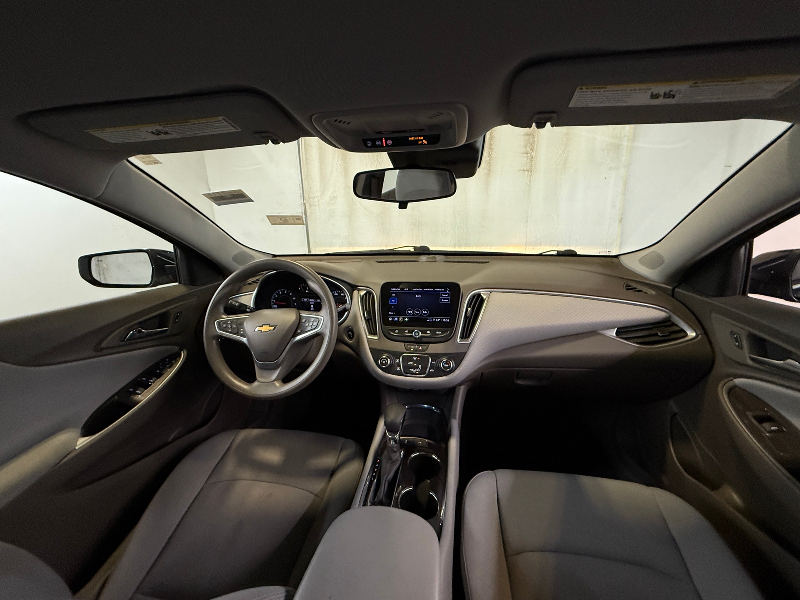 Thumbnail: 2022 Chevrolet Malibu - 3