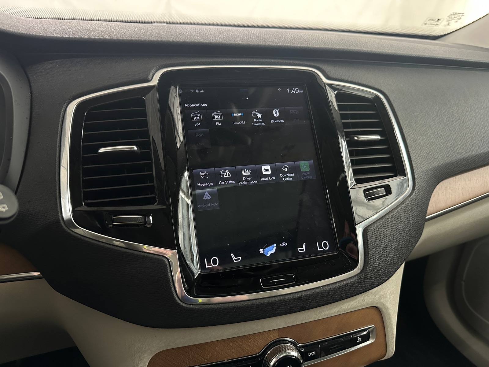 Thumbnail: 2018 Volvo XC90 - 3