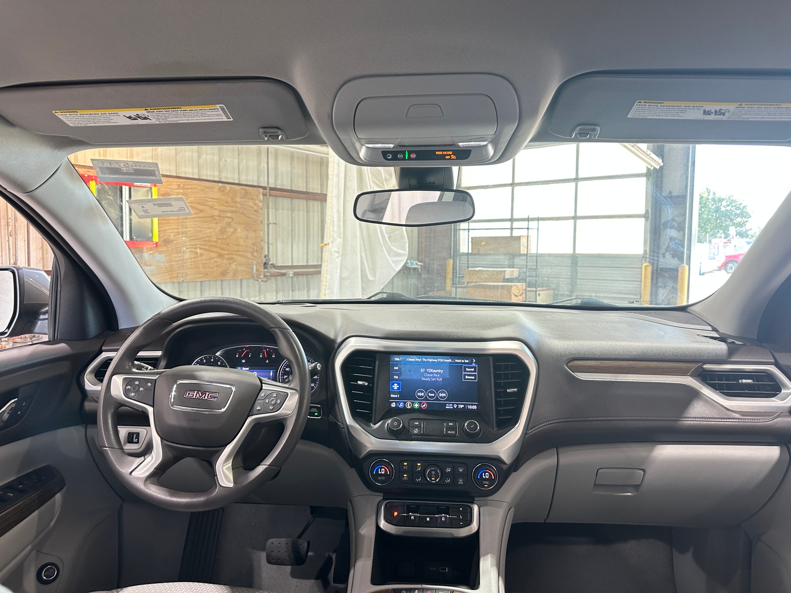 Thumbnail: 2022 GMC Acadia - 3