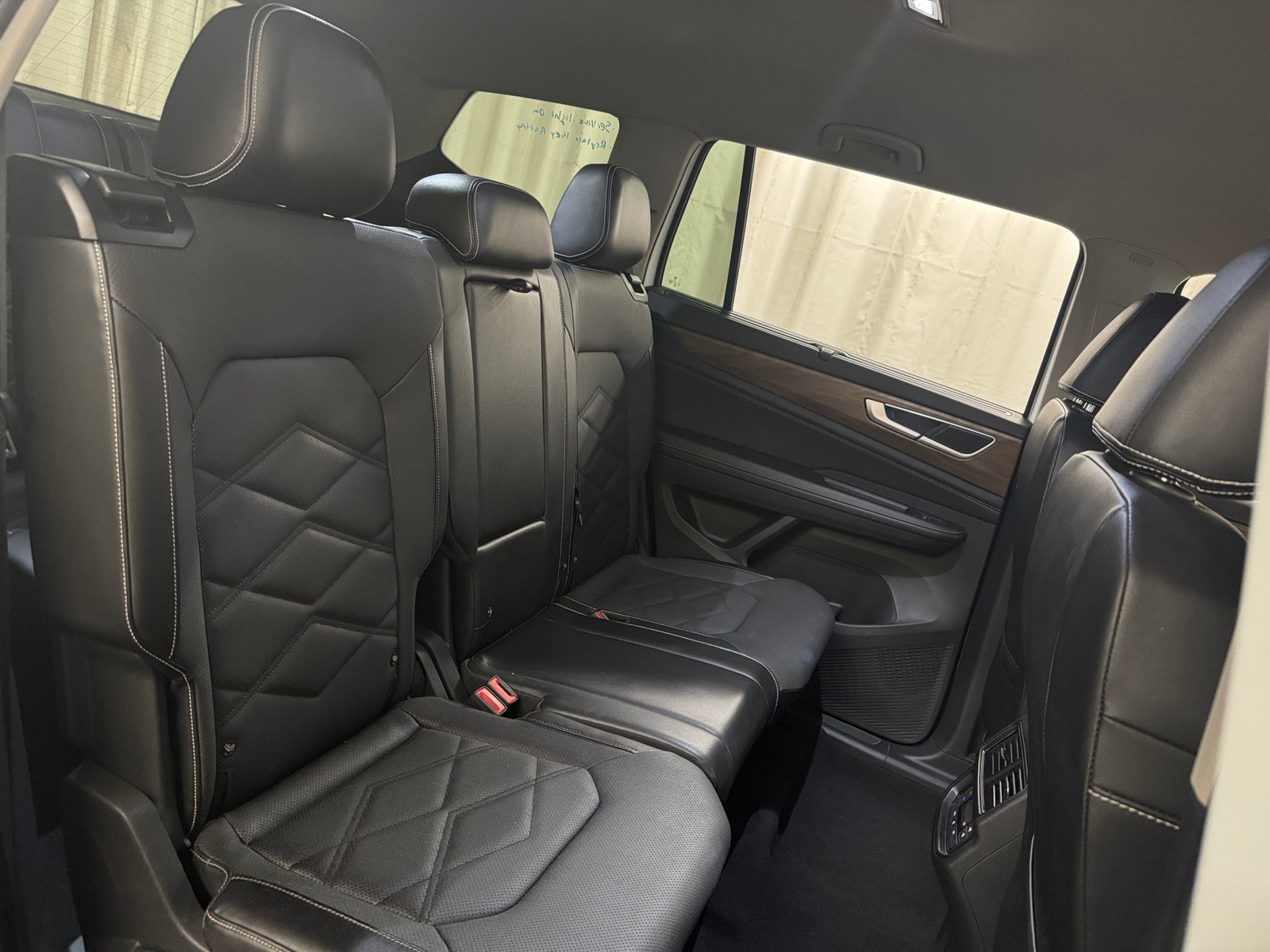 Thumbnail: 2024 Volkswagen Atlas - 5