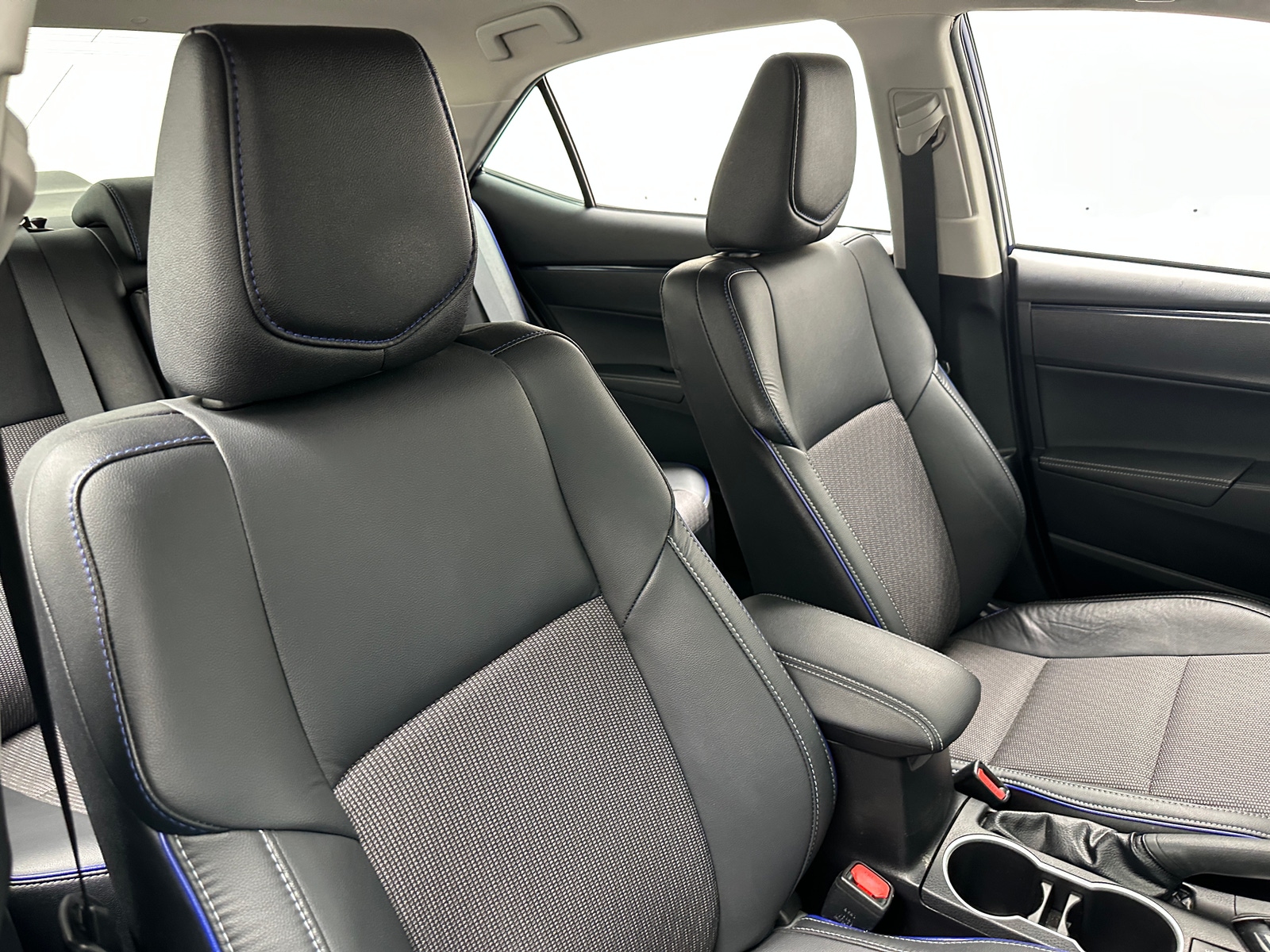 Thumbnail: 2019 Toyota Corolla - 2