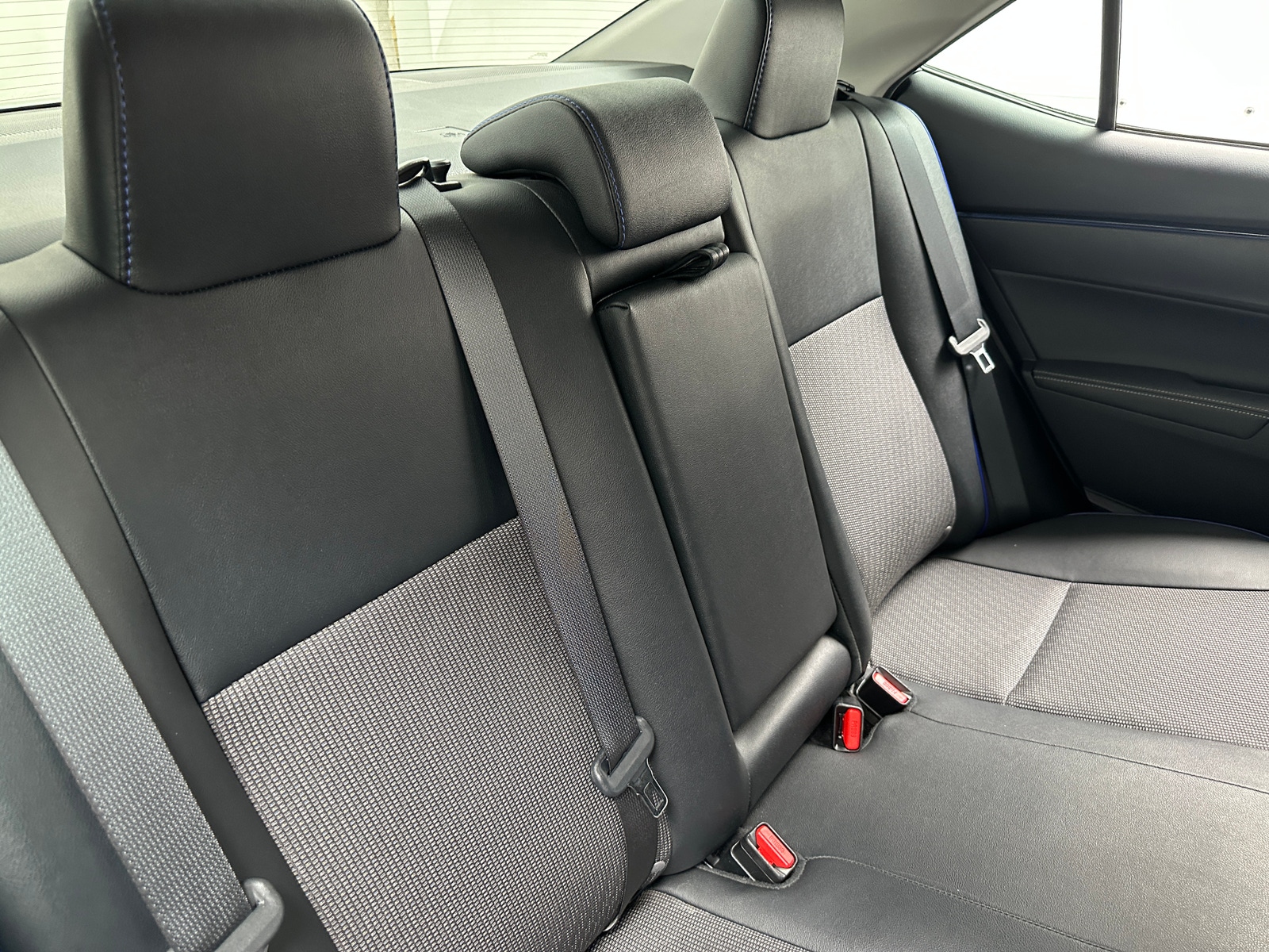 Thumbnail: 2019 Toyota Corolla - 6