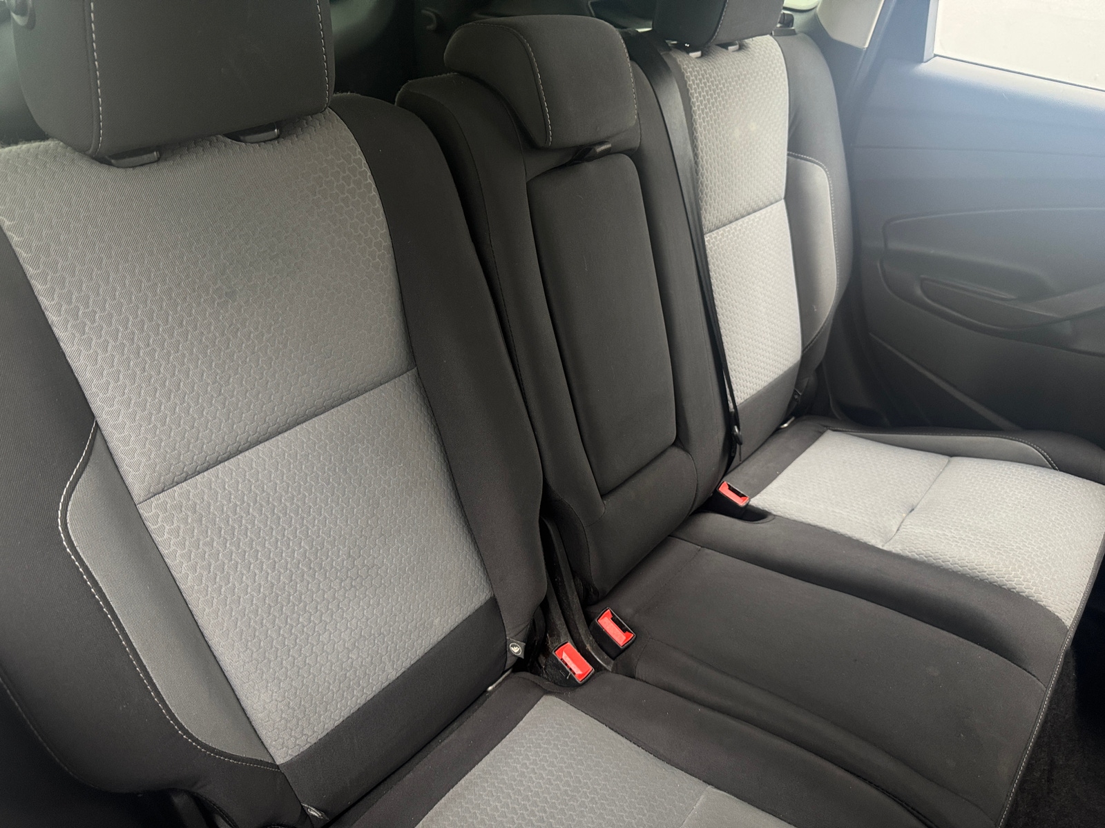 Thumbnail: 2019 Ford Escape - 6