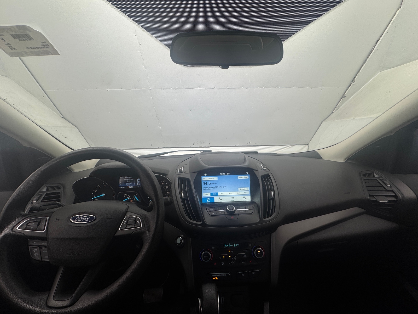 Thumbnail: 2019 Ford Escape - 3