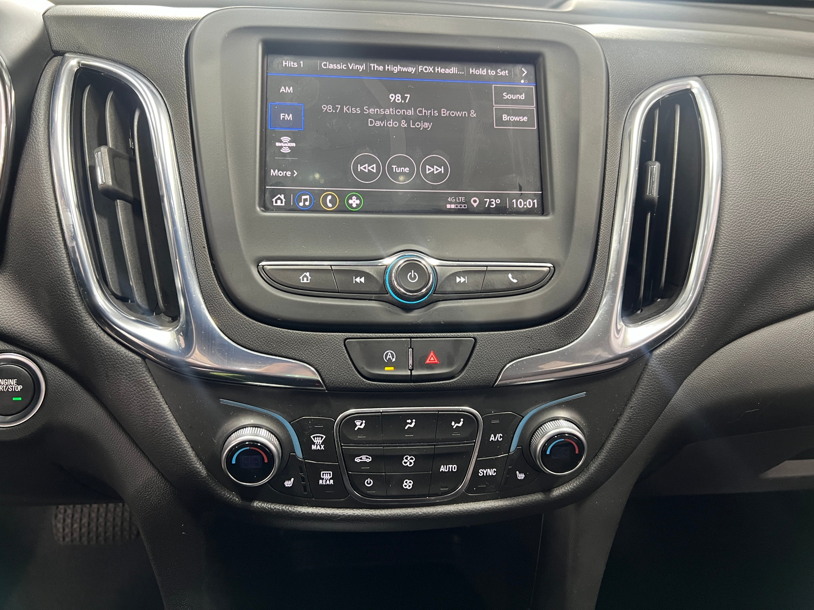 Thumbnail: 2023 Chevrolet Equinox - 4