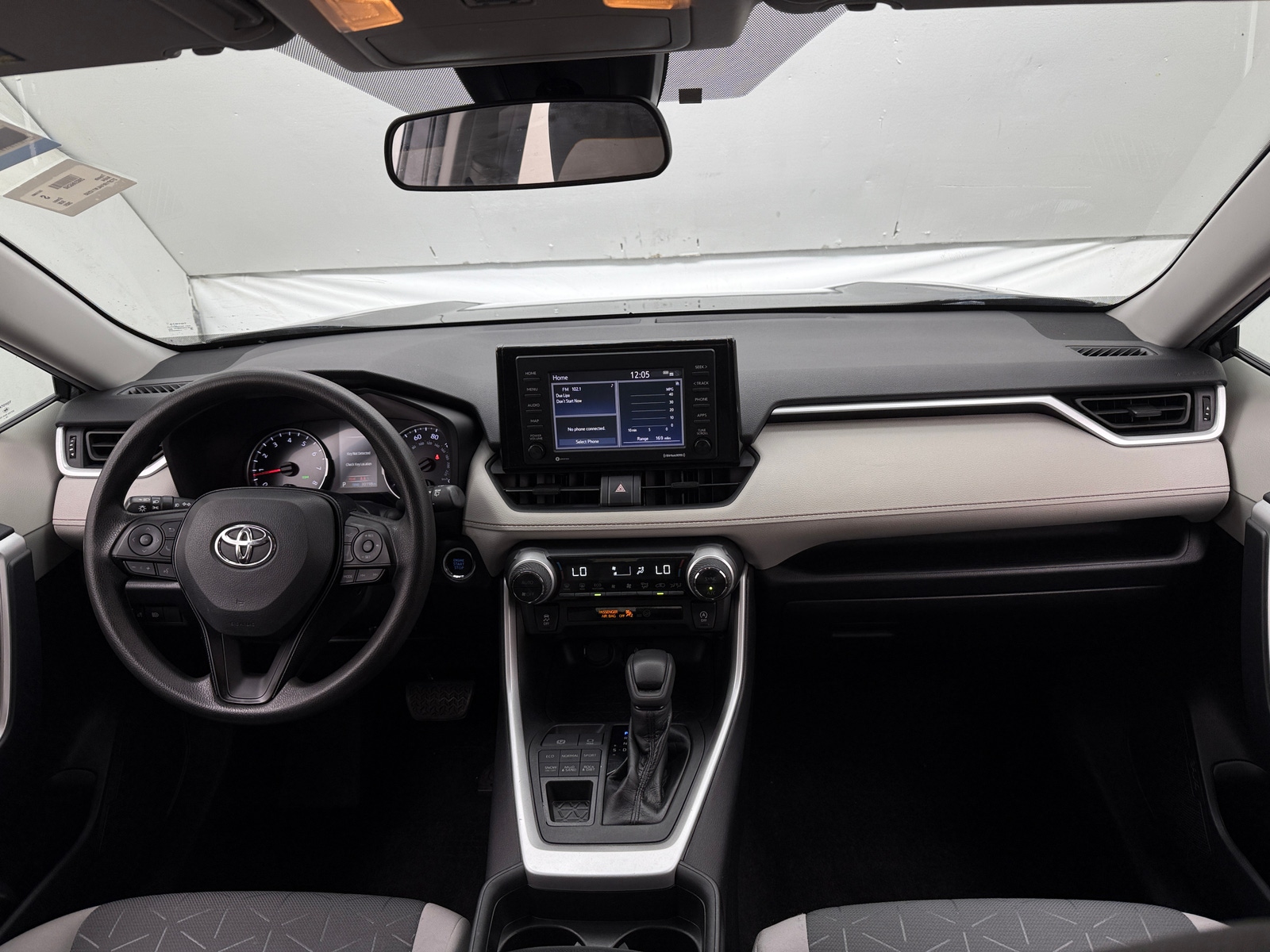 Thumbnail: 2020 Toyota RAV4 - 3