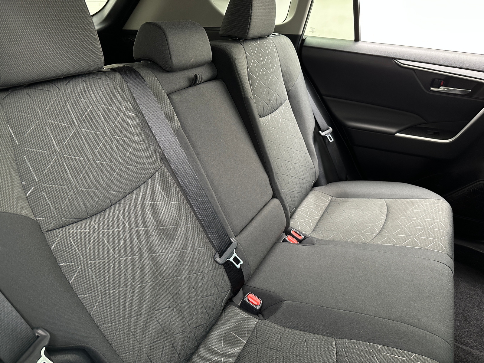 Thumbnail: 2021 Toyota RAV4 - 6