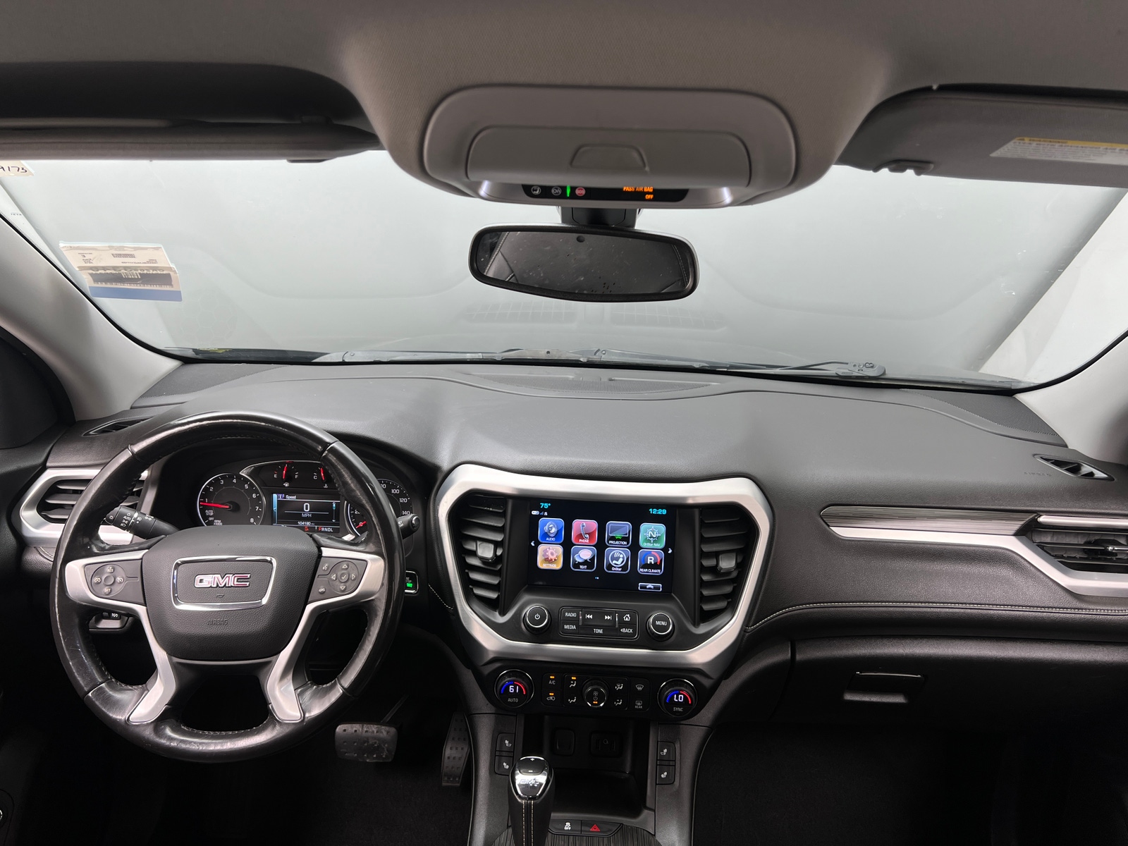 Thumbnail: 2018 GMC Acadia - 2