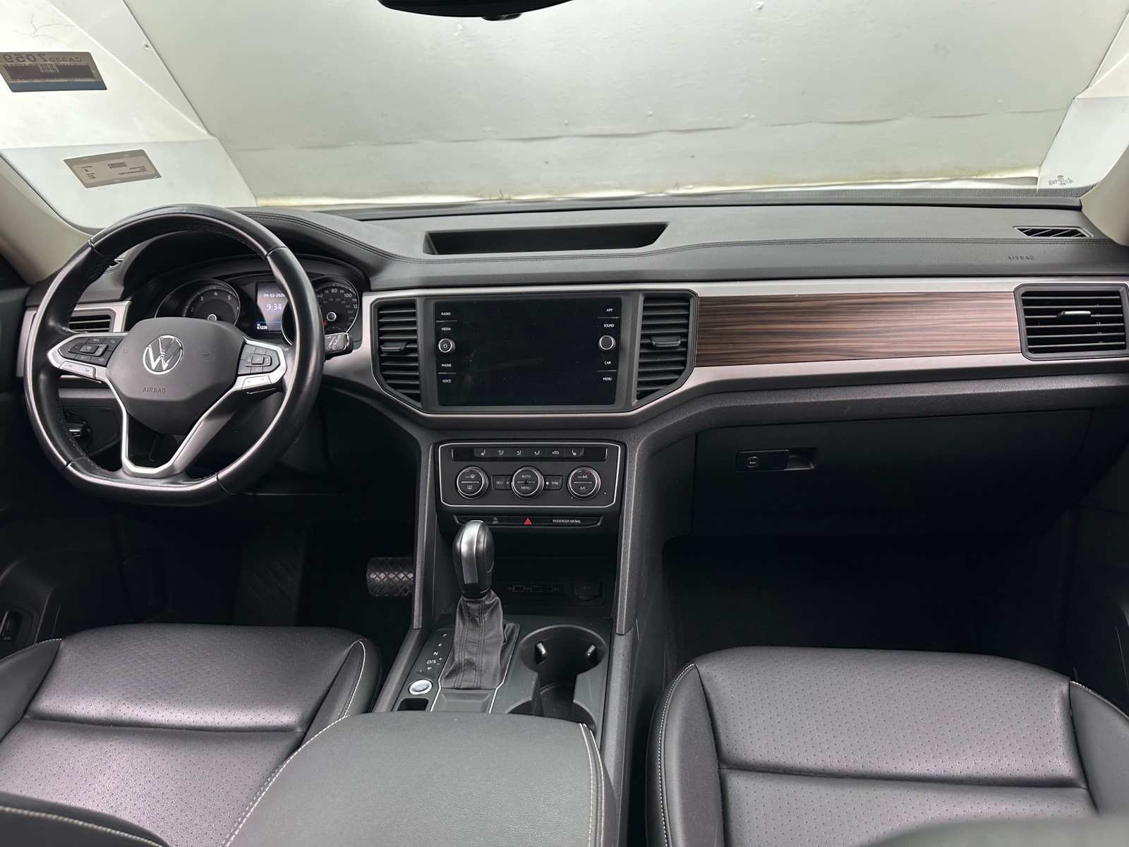 Thumbnail: 2021 Volkswagen Atlas - 2
