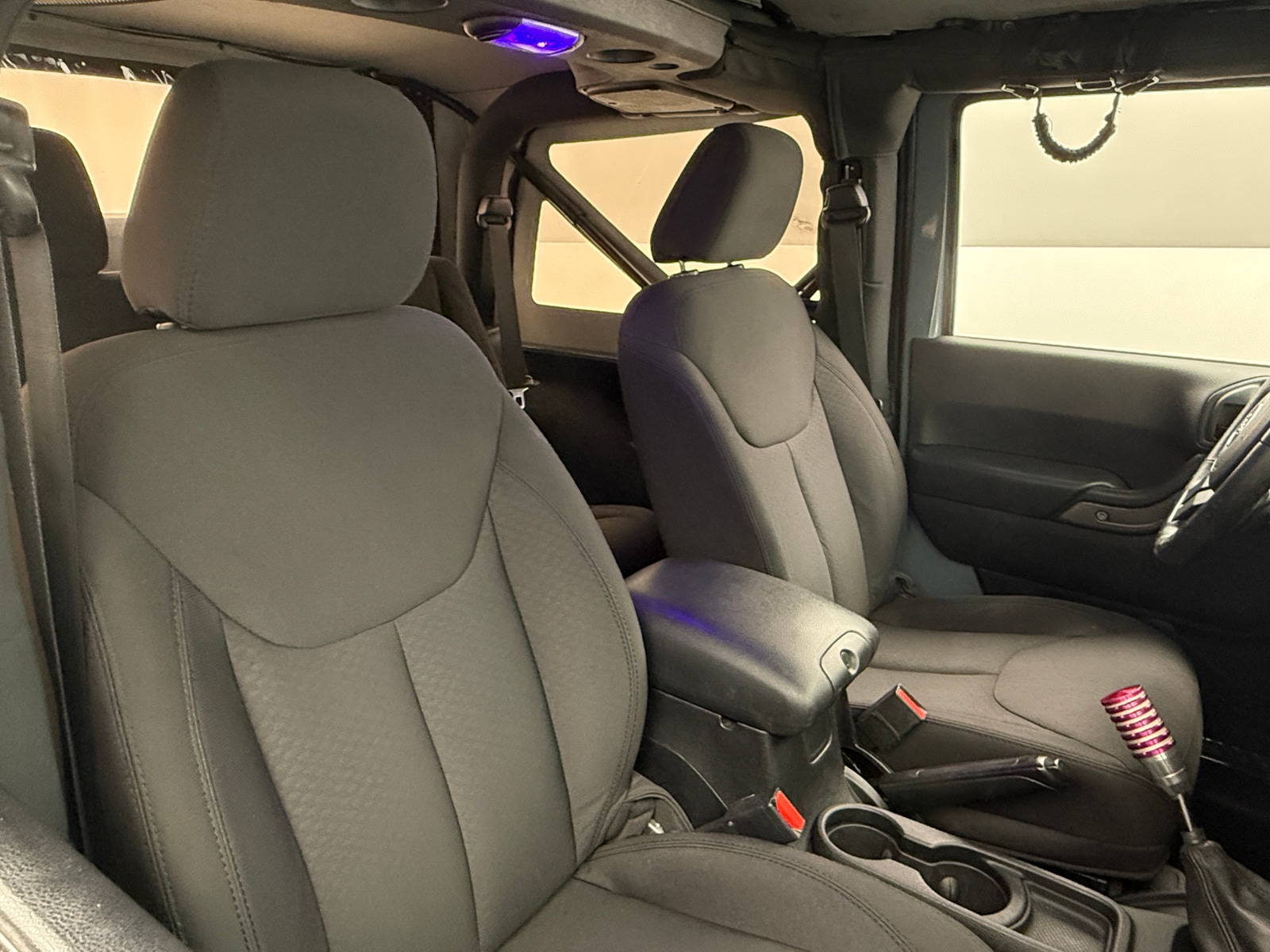 Thumbnail: 2015 Jeep Wrangler - 2