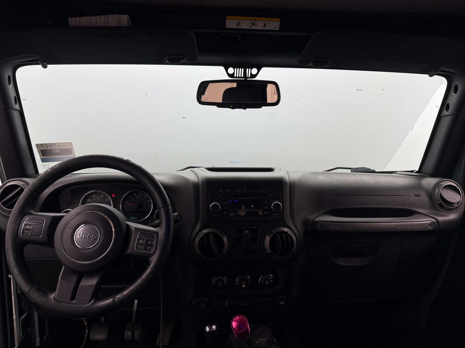 Thumbnail: 2015 Jeep Wrangler - 3