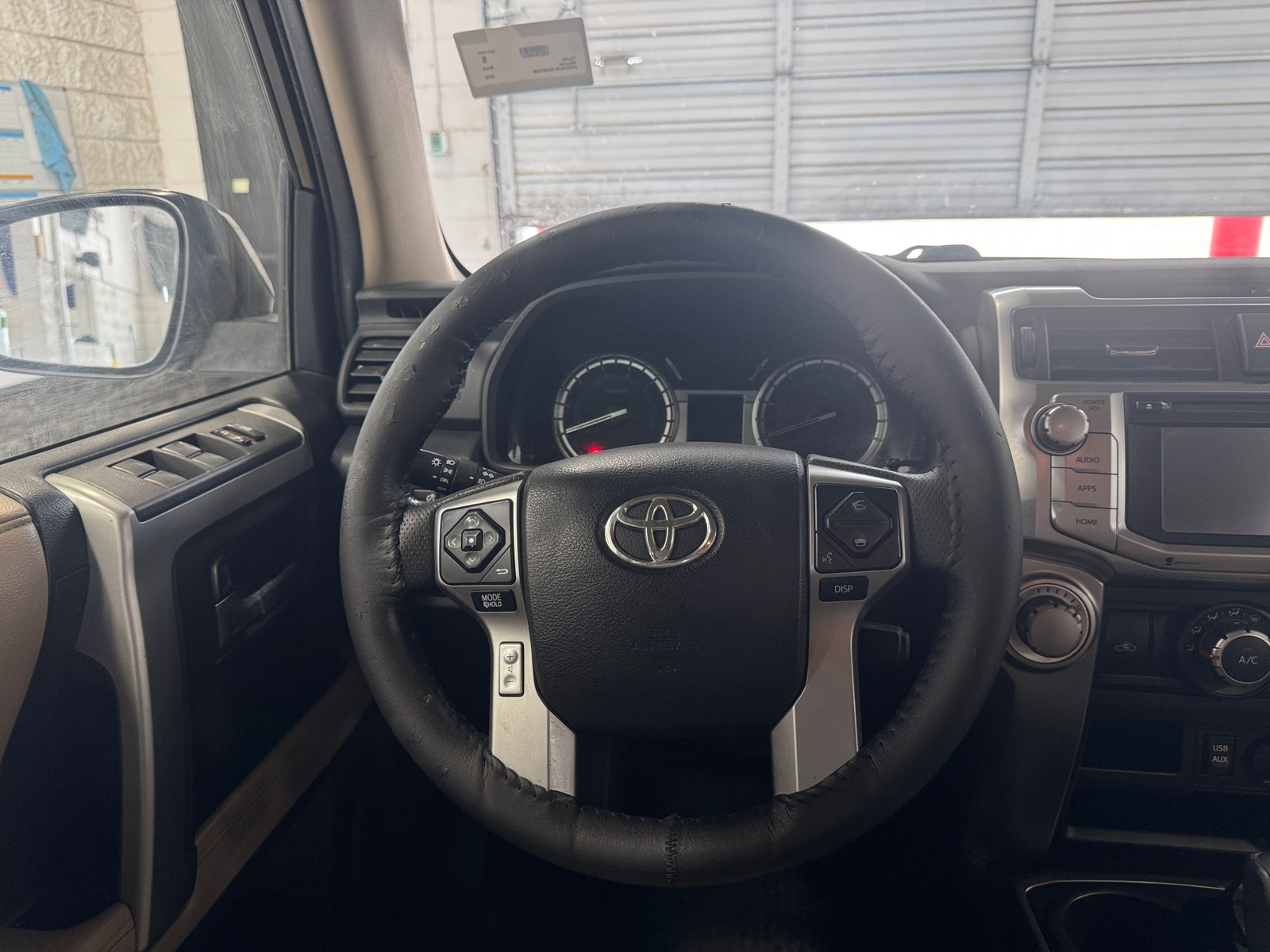 Thumbnail: 2016 Toyota 4Runner - 5