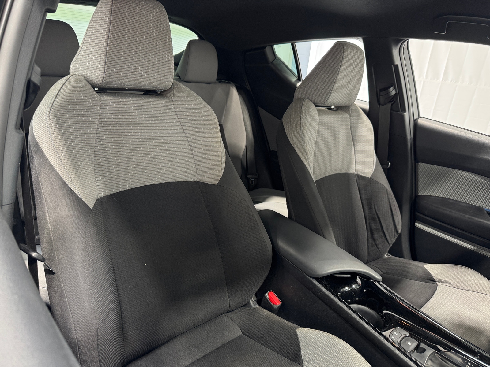 Thumbnail: 2019 Toyota C-HR - 2