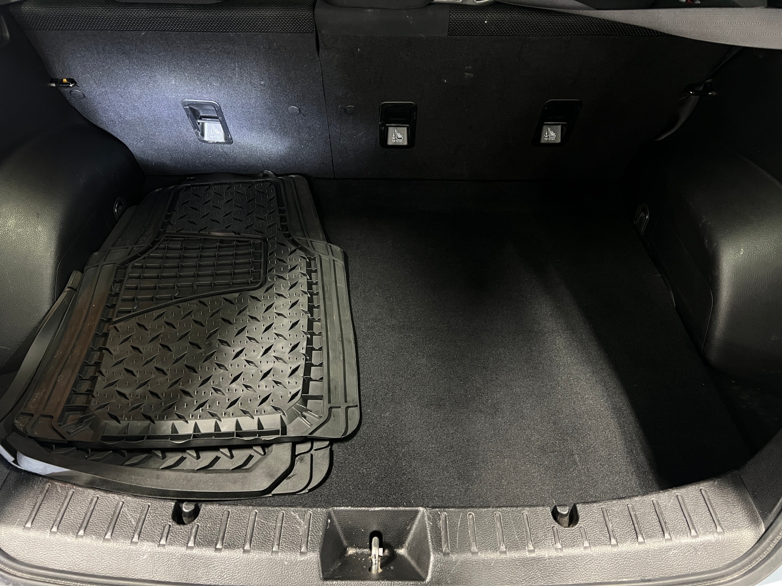 Thumbnail: 2014 Subaru XV Crosstrek - 7