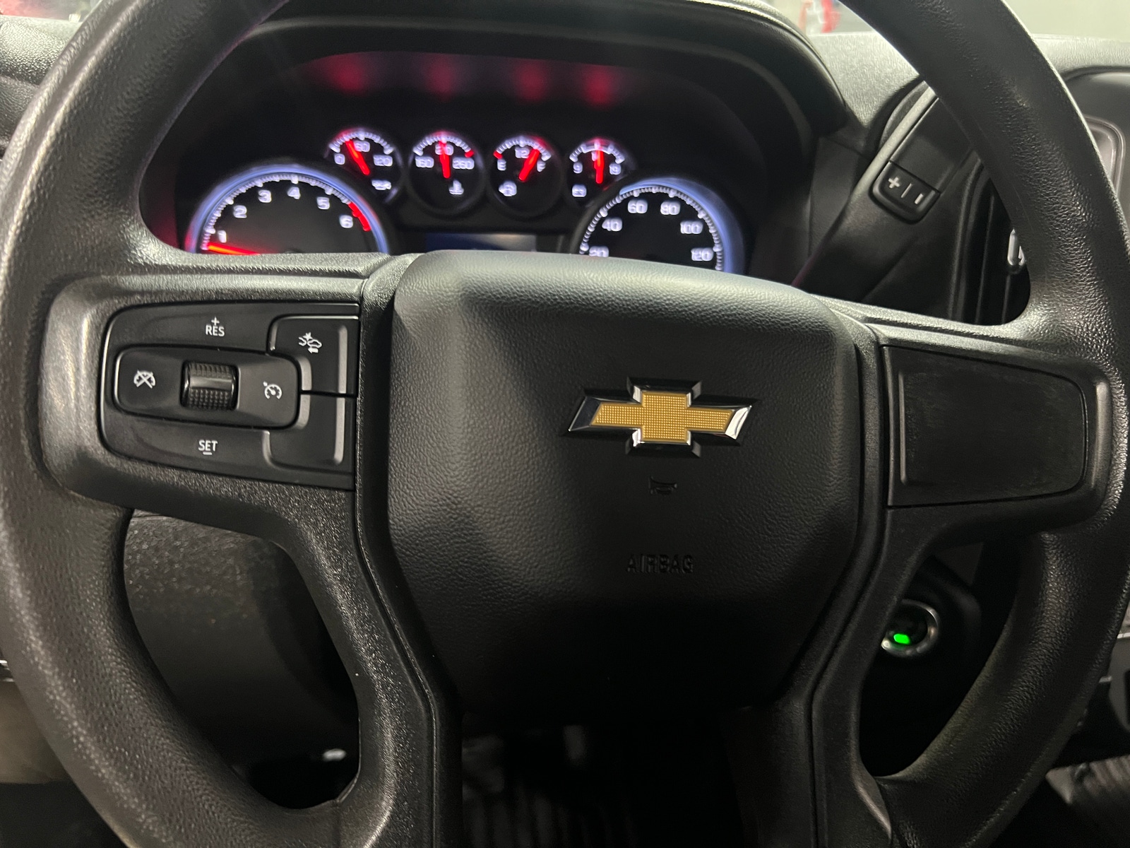 Thumbnail: 2023 Chevrolet Silverado 1500 - 5