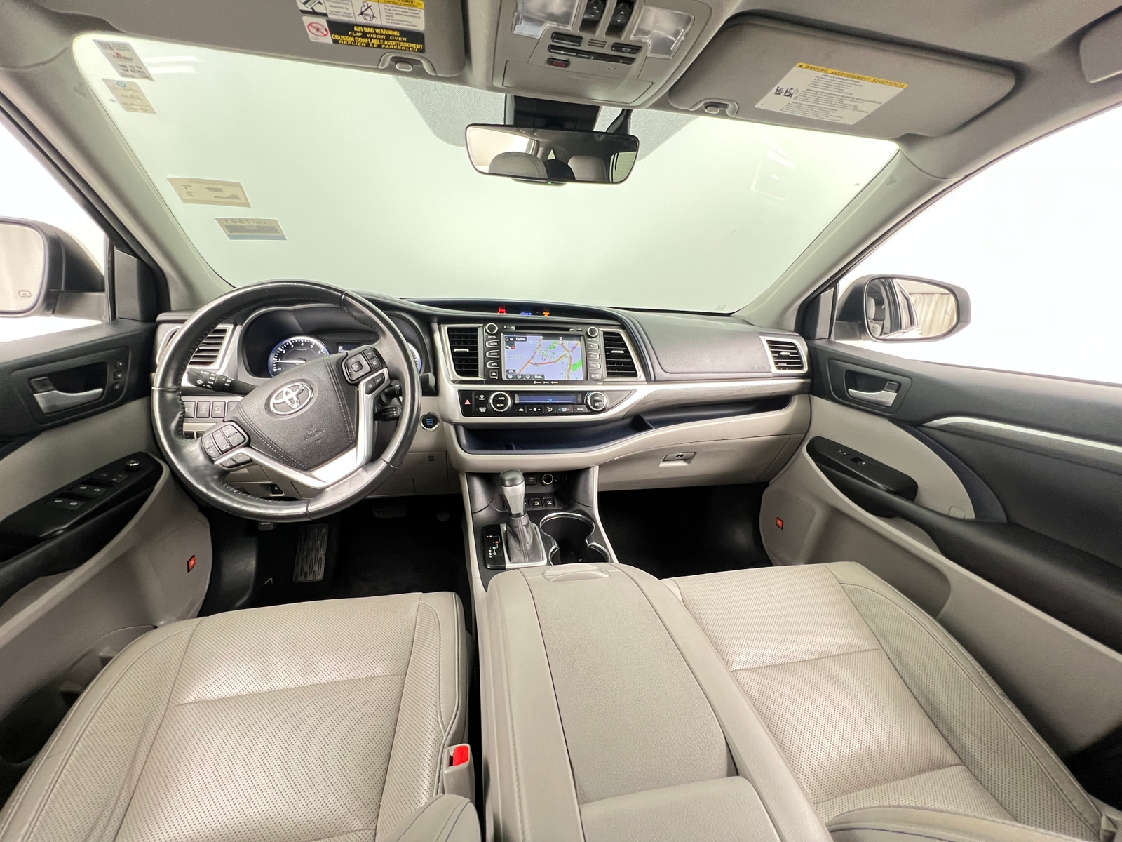 Thumbnail: 2017 Toyota Highlander - 2